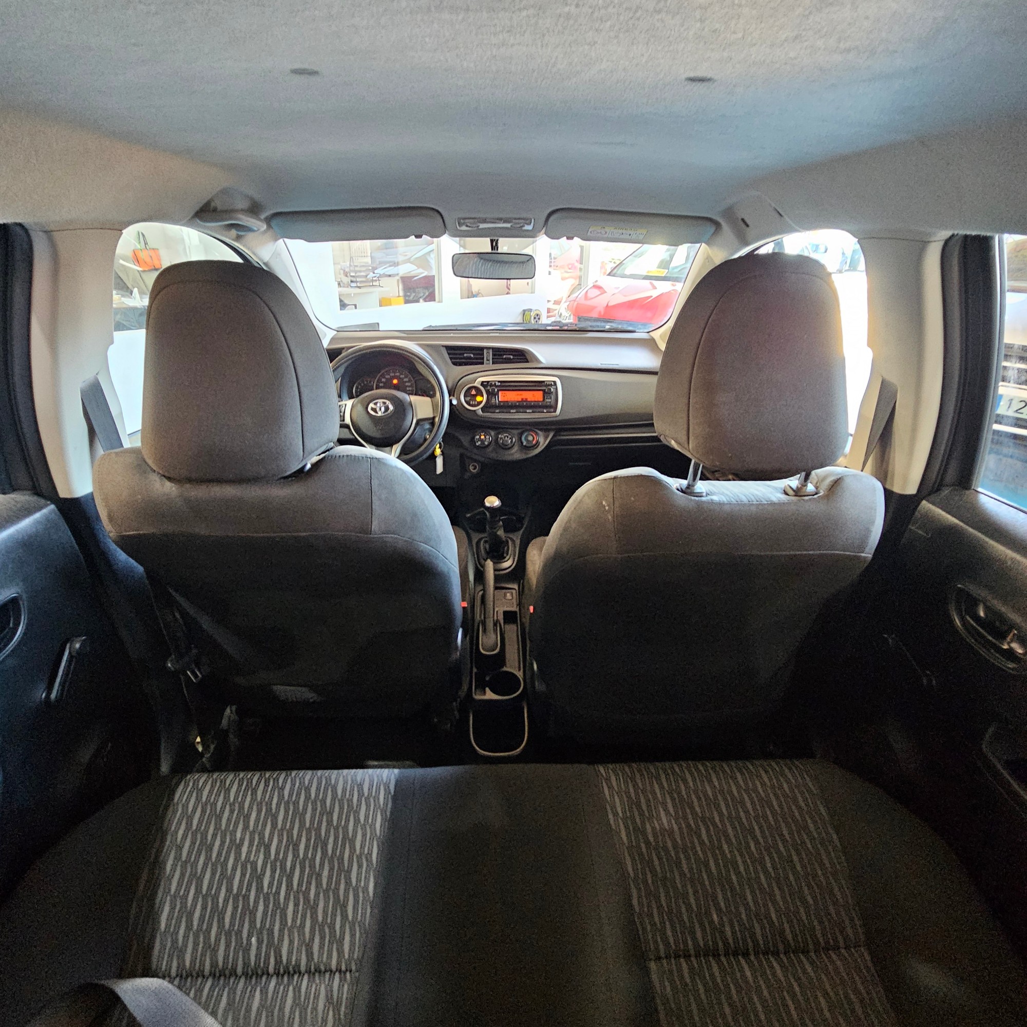Toyota Yaris - 11
