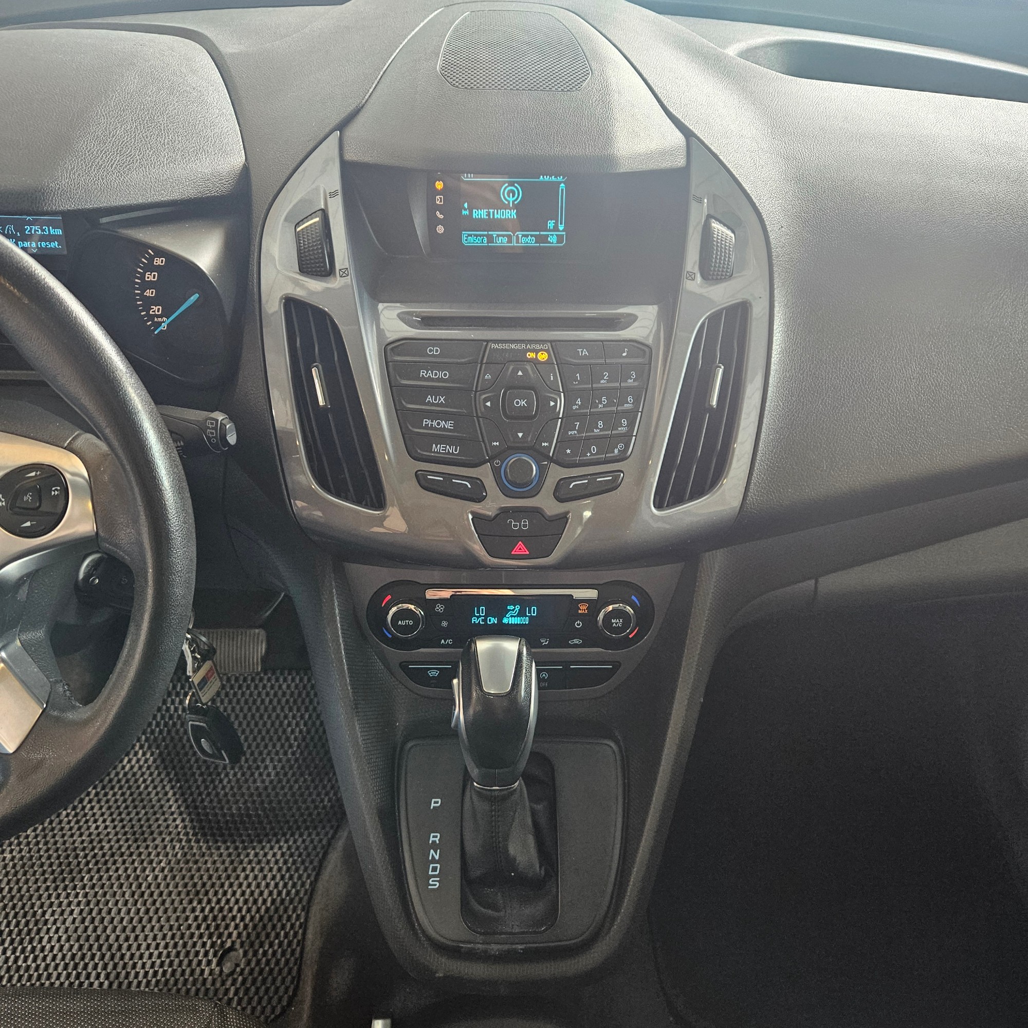 Ford Tourneo Connect - 13