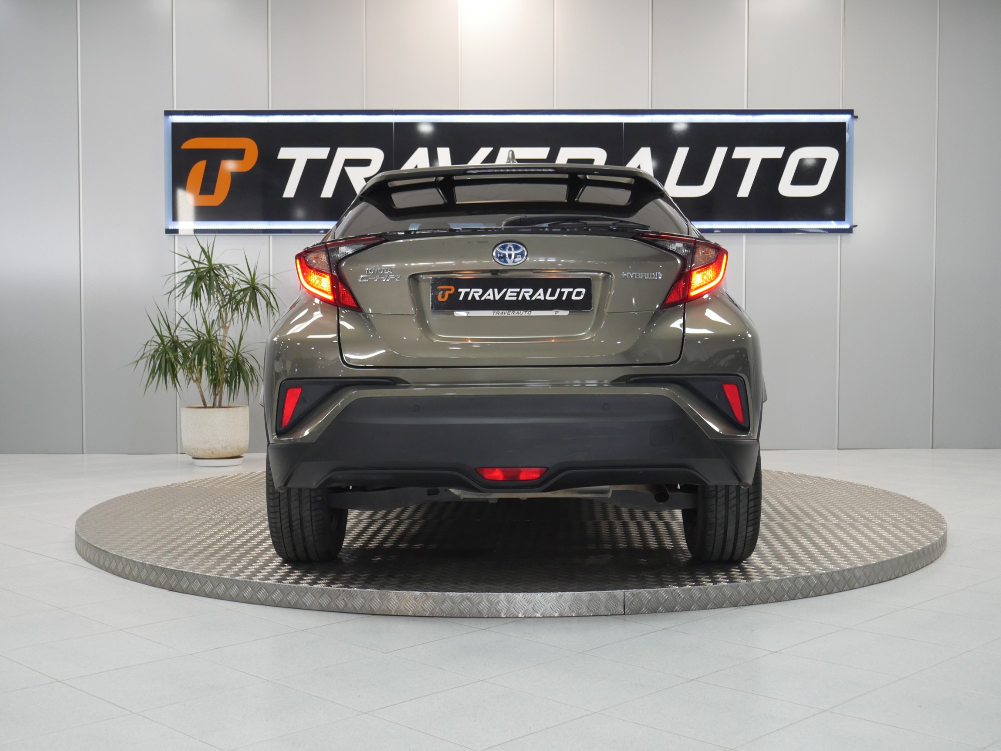 toyota chr