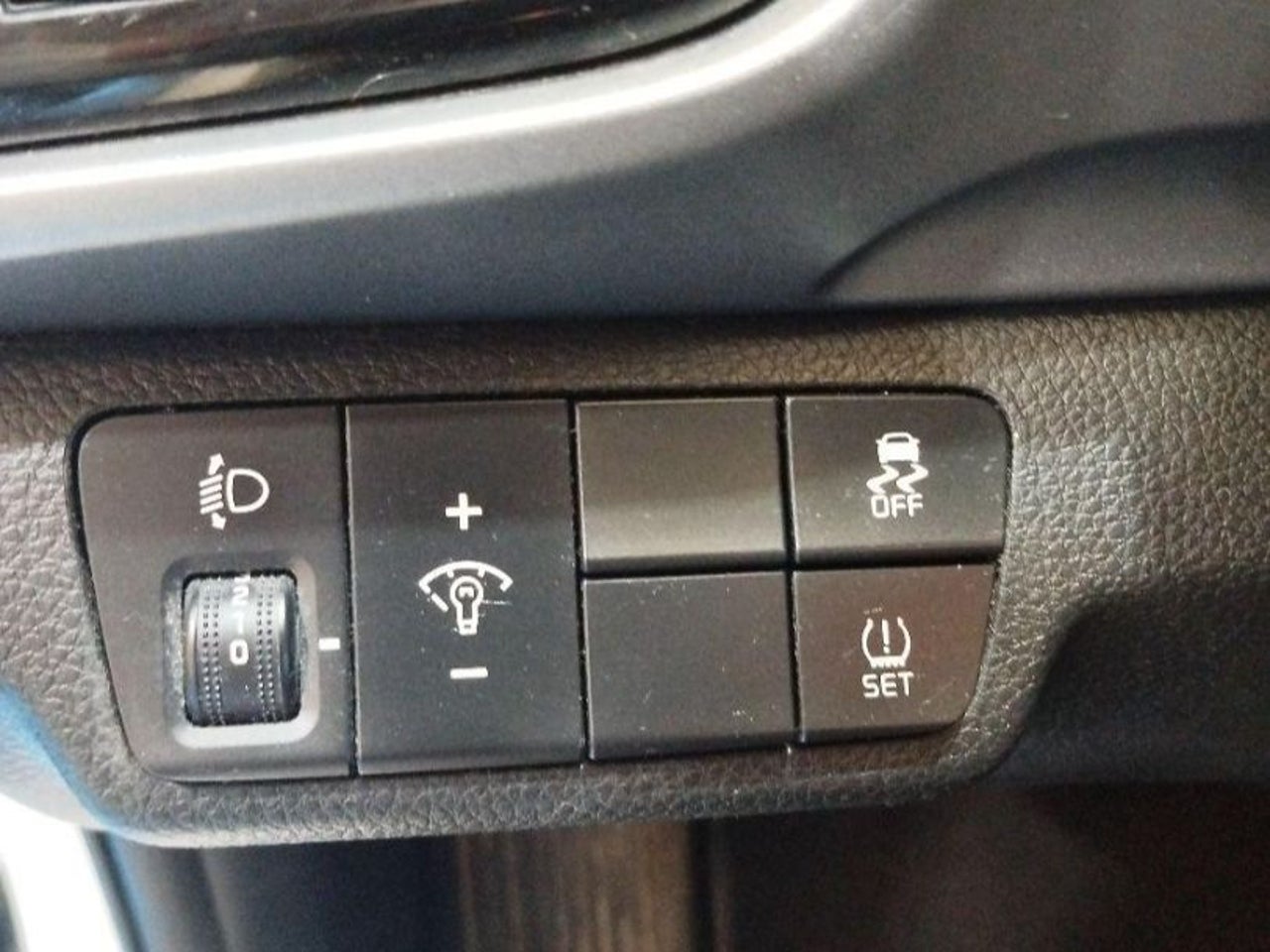 Kia Stonic - 12