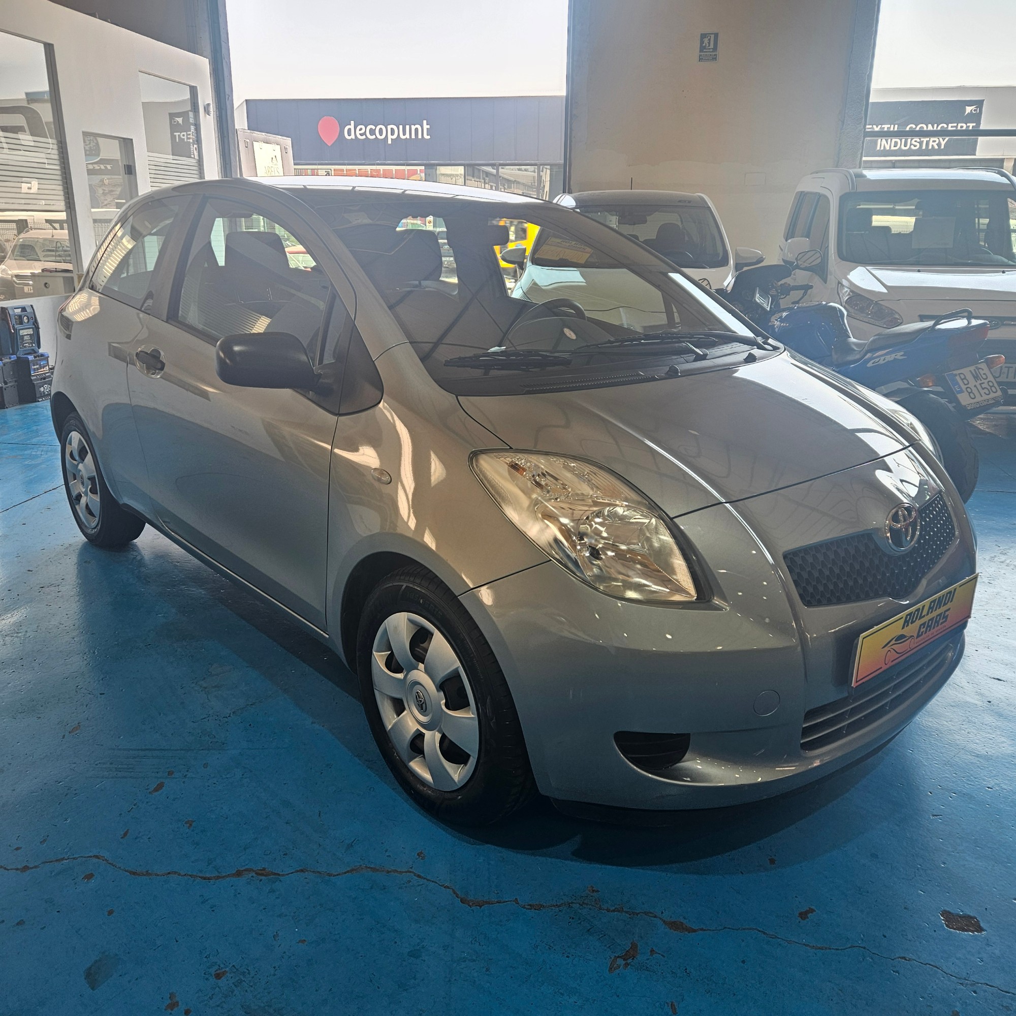 Toyota Yaris - 6