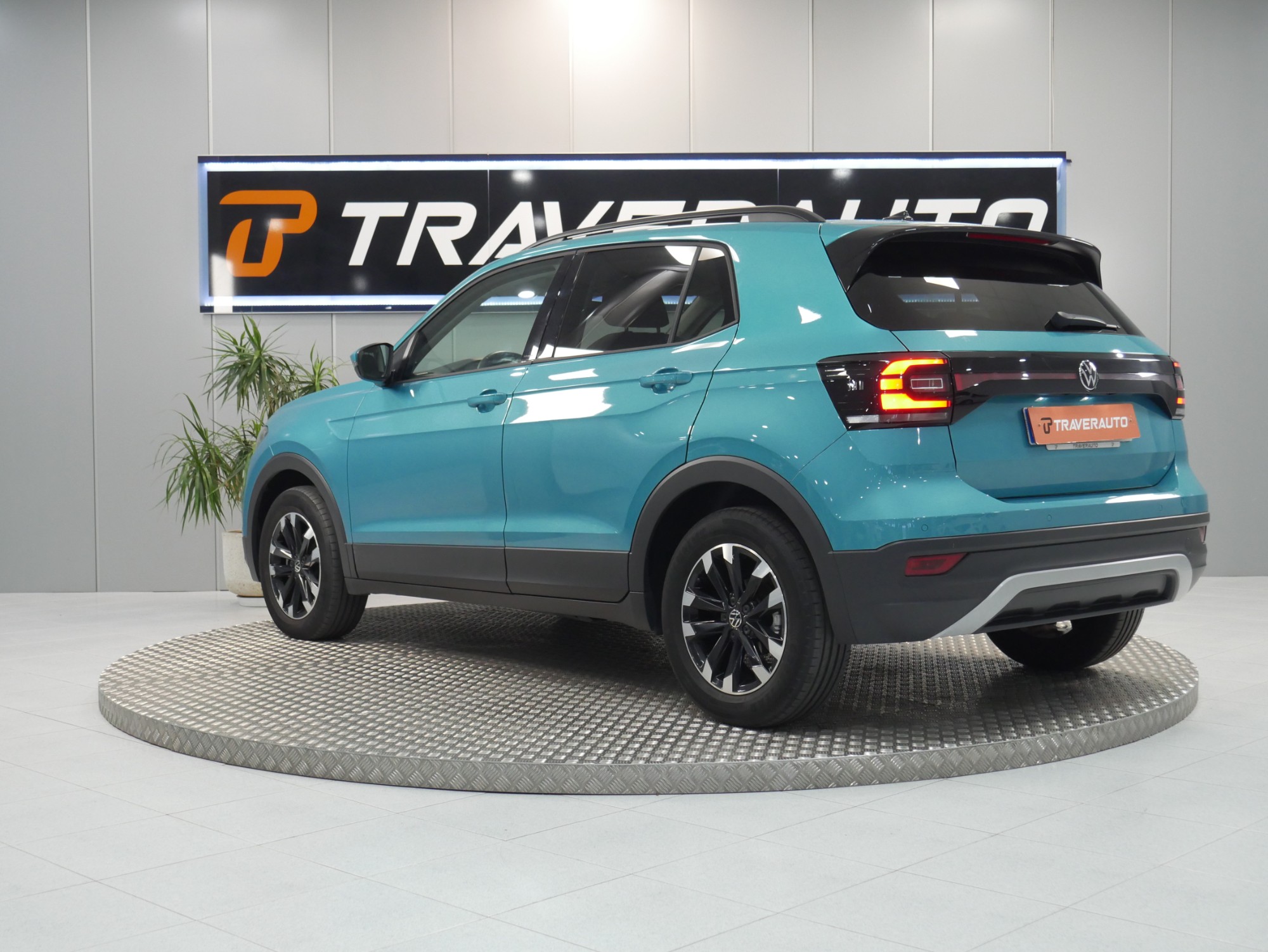 VOLKSWAGEN TCROSS