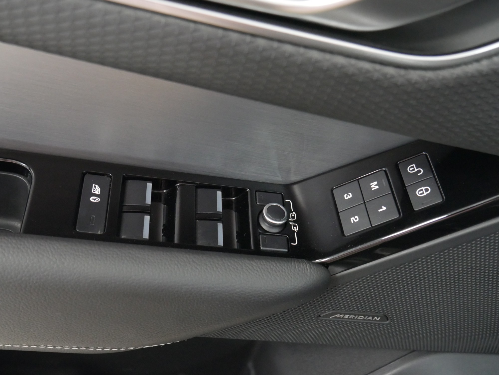 LANDROVER RANGE ROVER VELAR