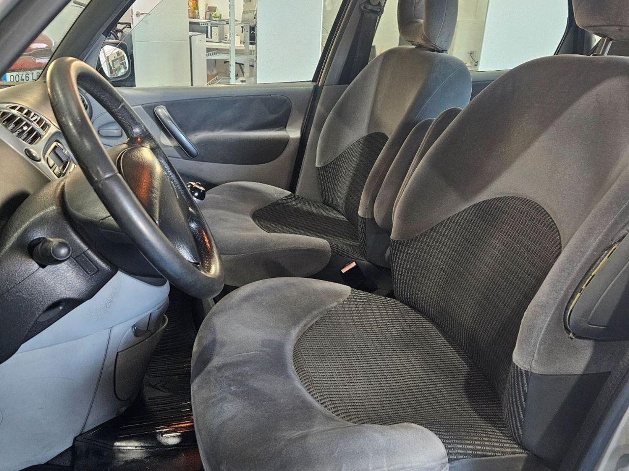 Citroën Xsara Picasso - 12