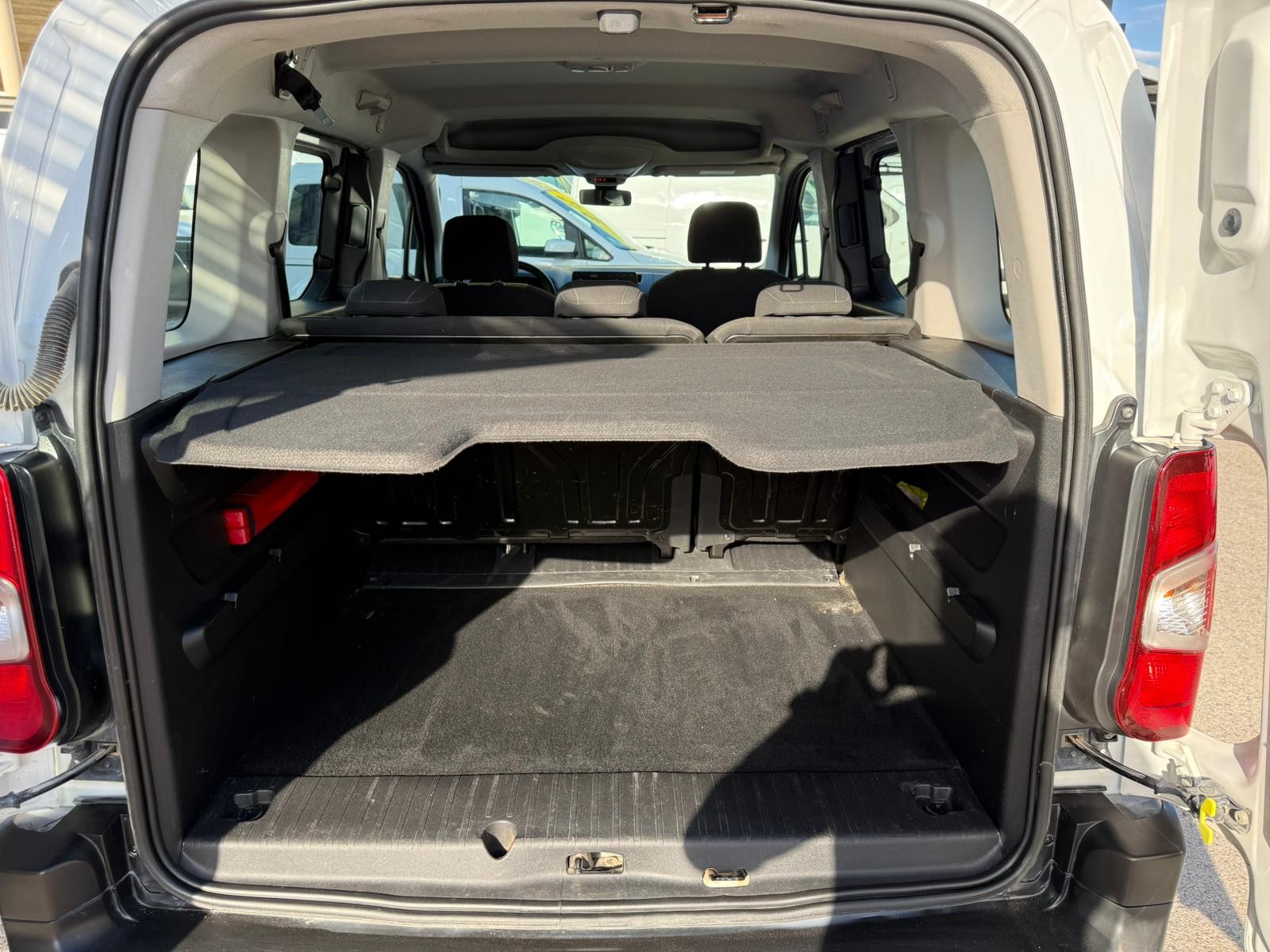 Imatge del vehicle 7