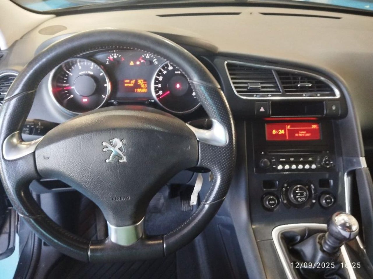 Peugeot 3008 - 18