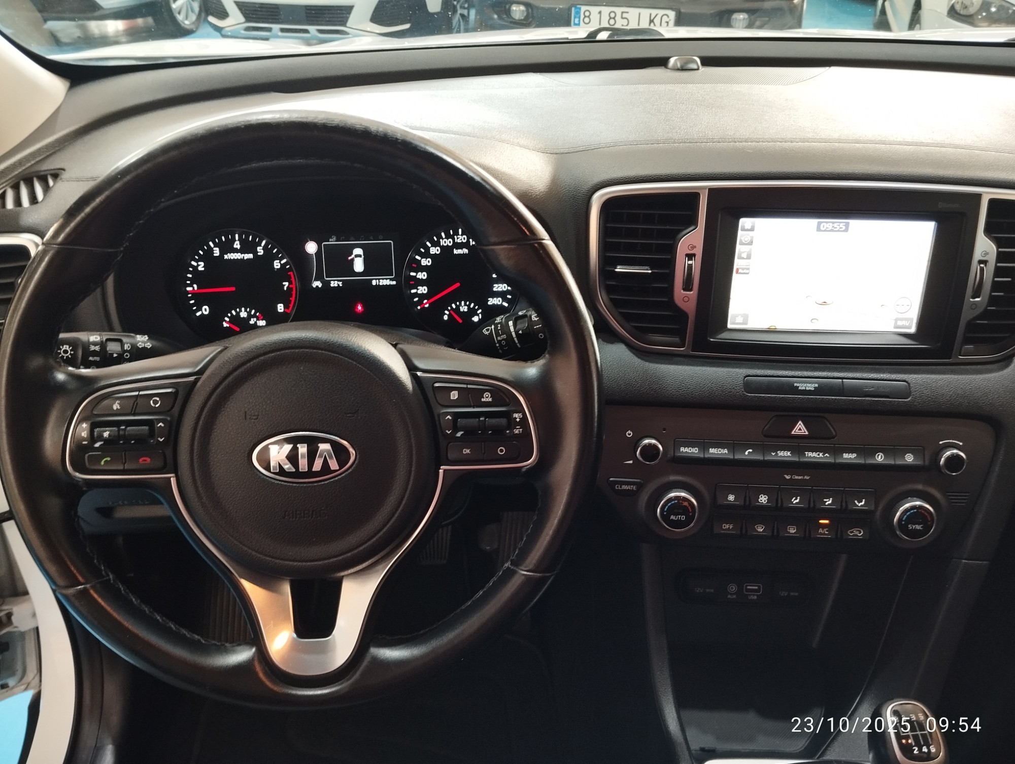 Kia Sportage - 16