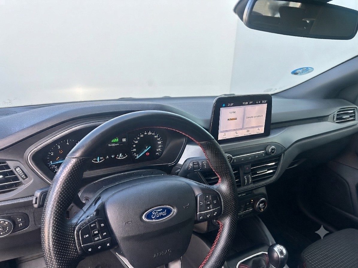 FORD FOCUS