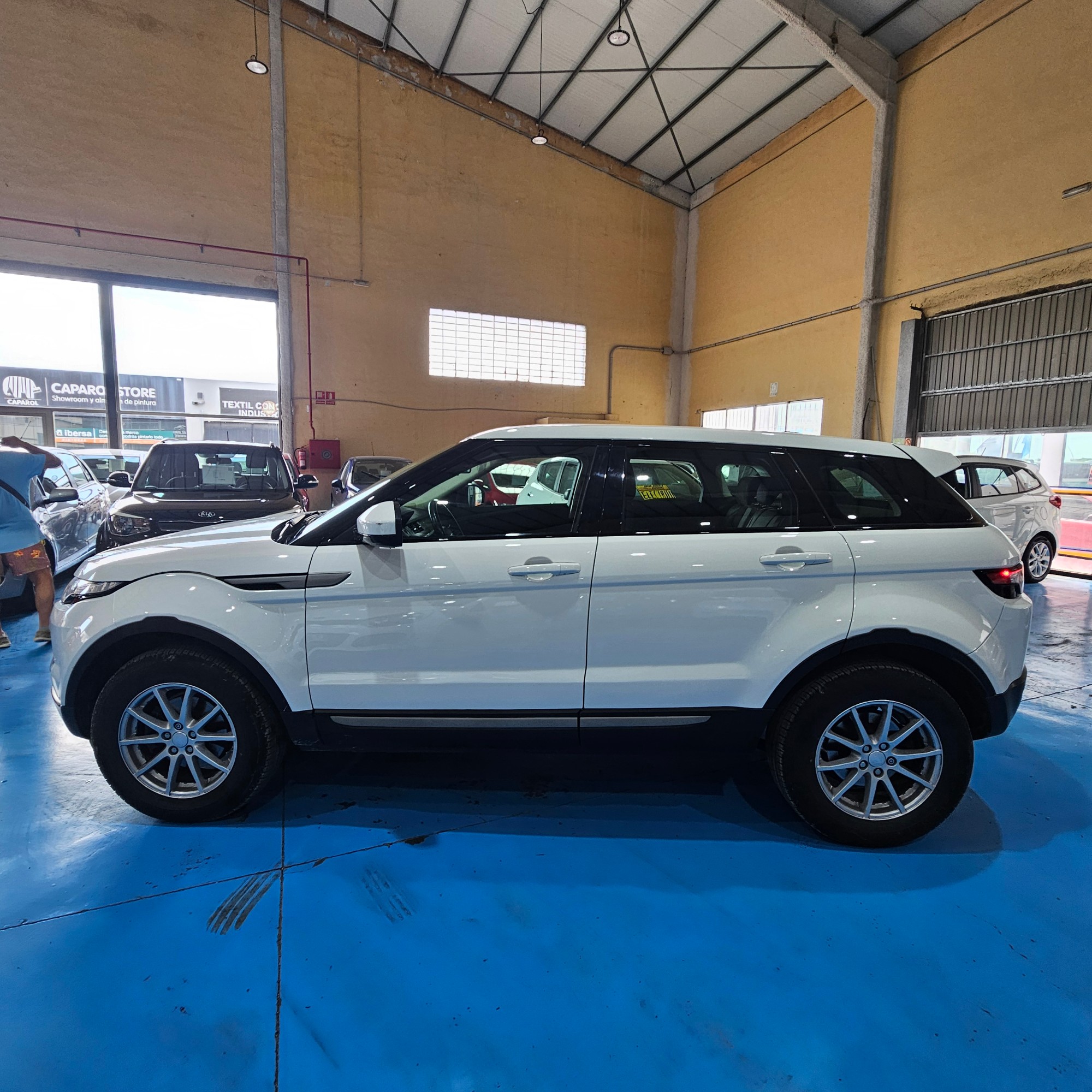 Land_Rover Range Rover Evoque - 8