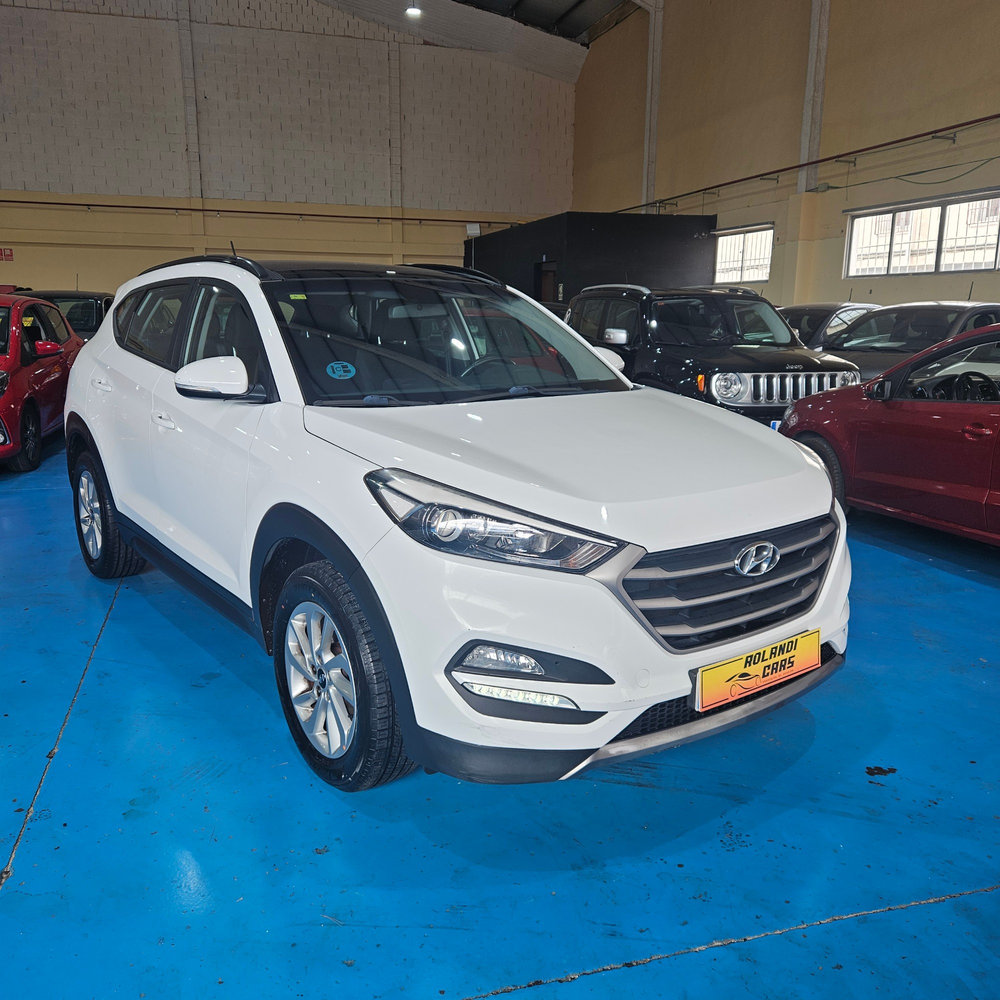 Hyundai Tucson - 2