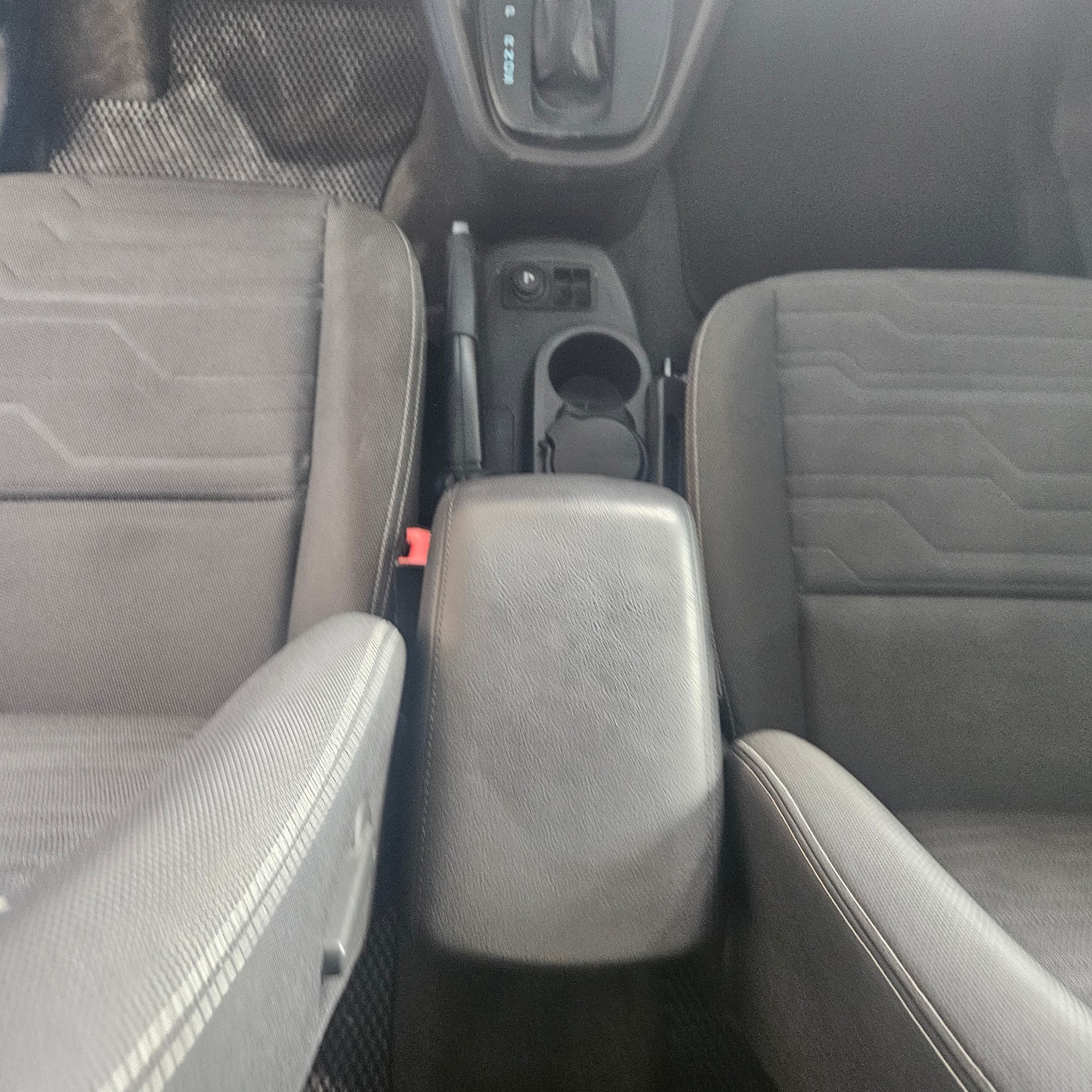Ford Tourneo Connect - 15