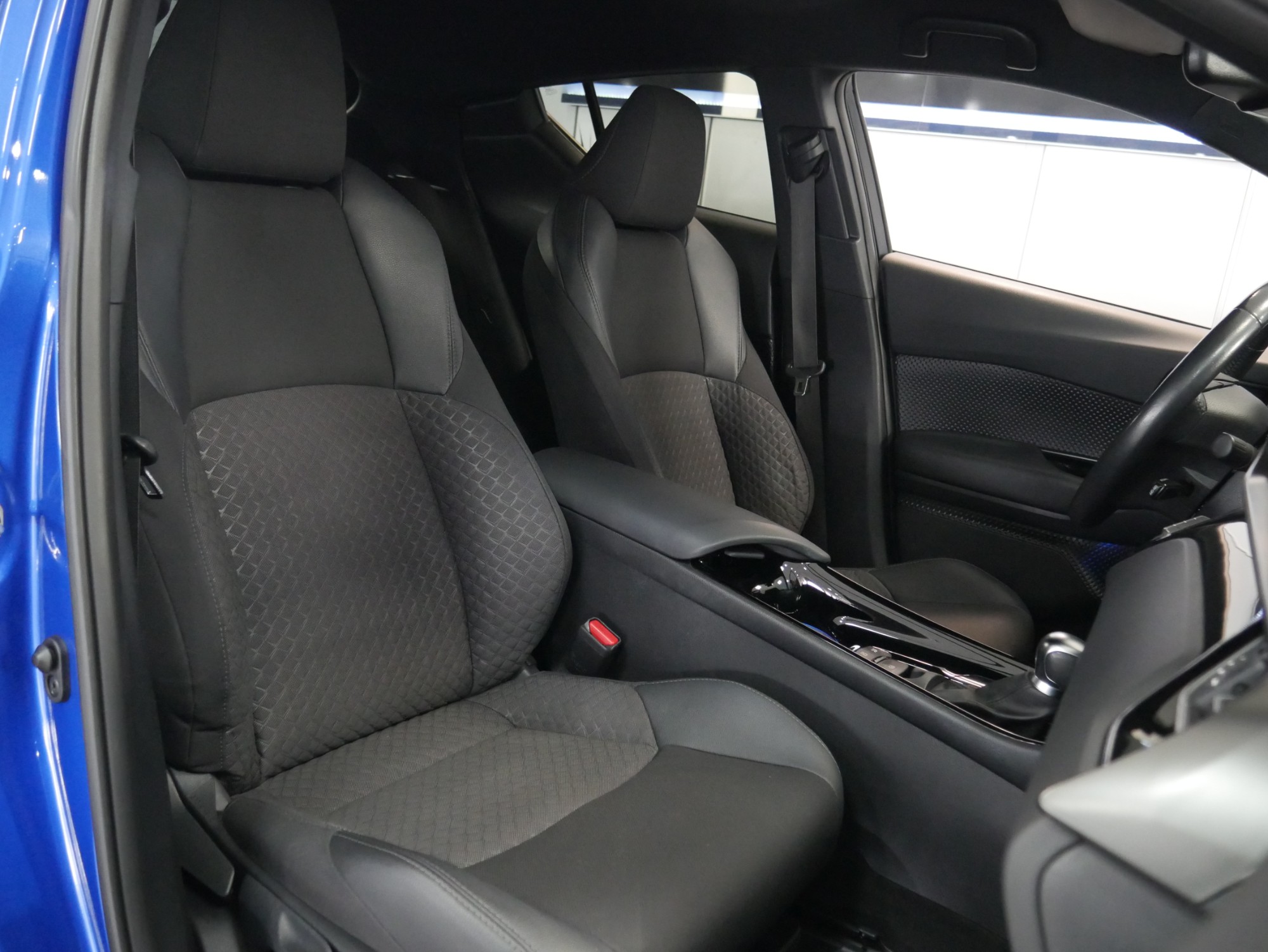 toyota chr