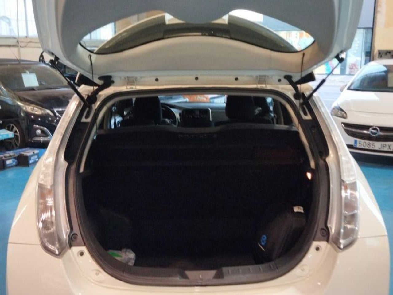 Nissan LEAF - 7