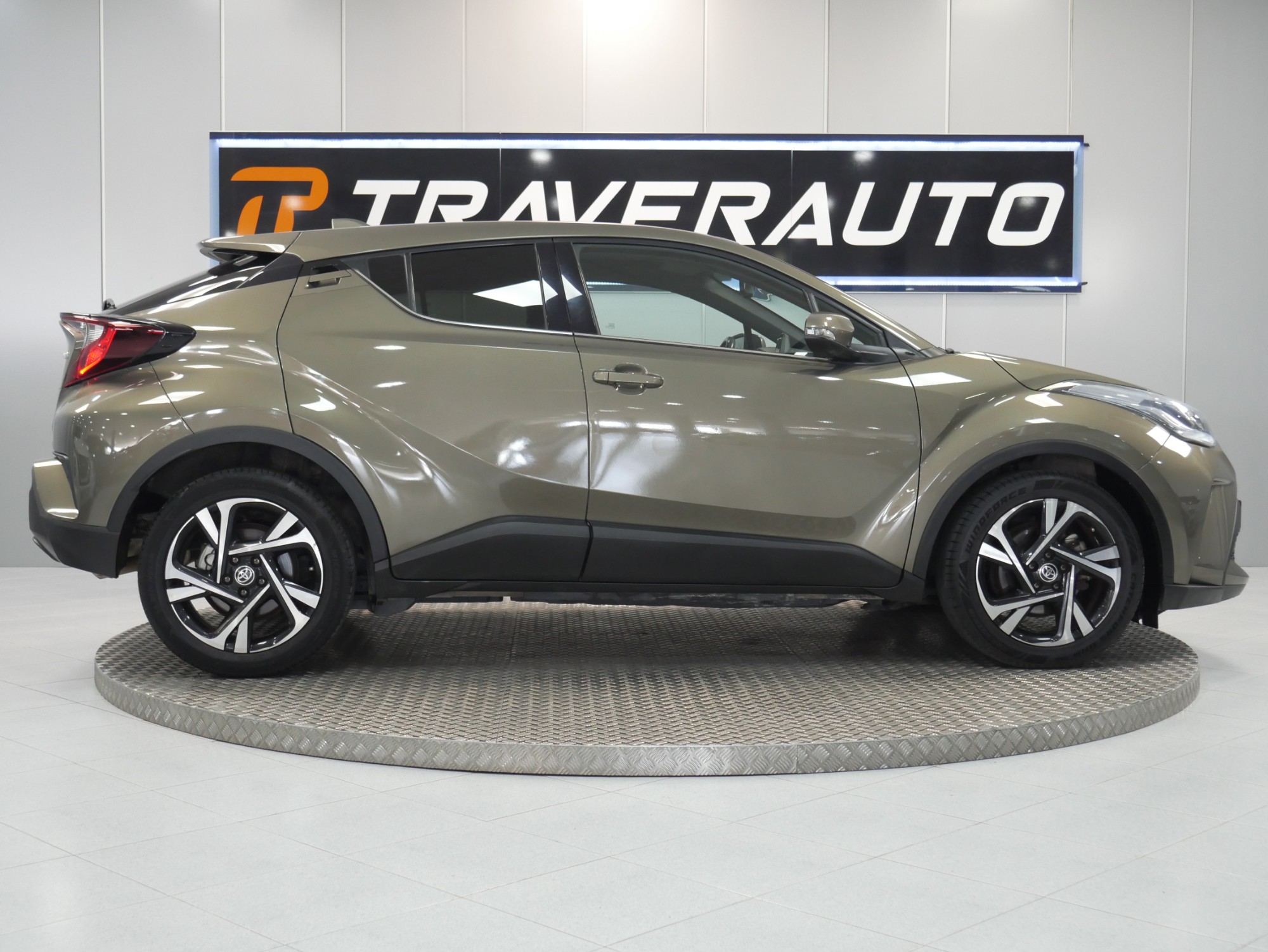 toyota chr