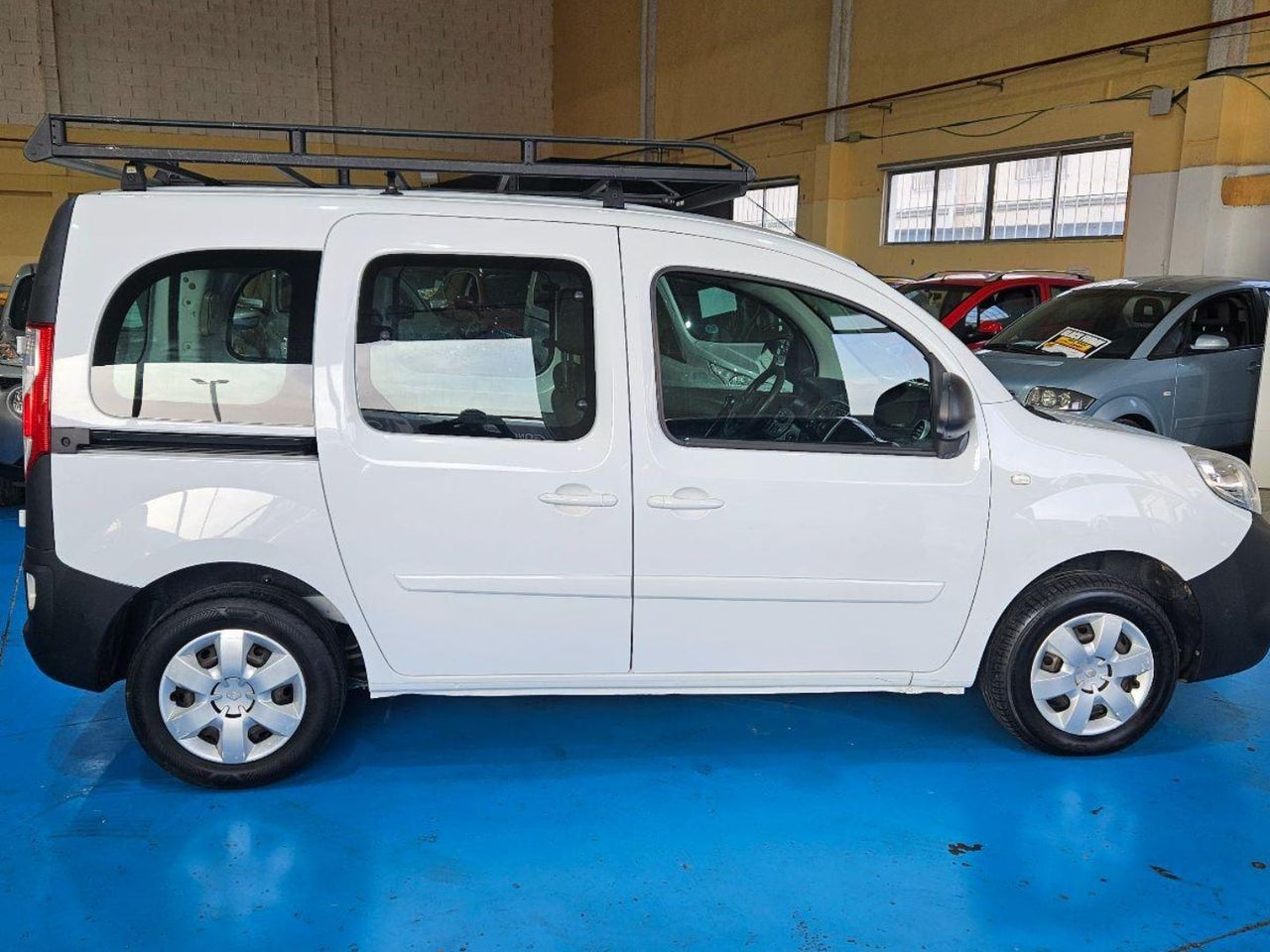 Renault Kangoo Combi - 10