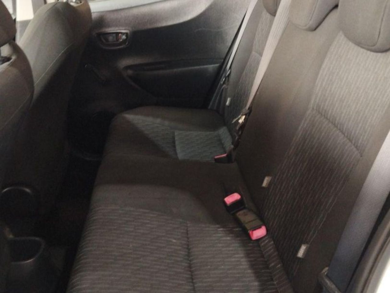 Toyota Yaris - 8
