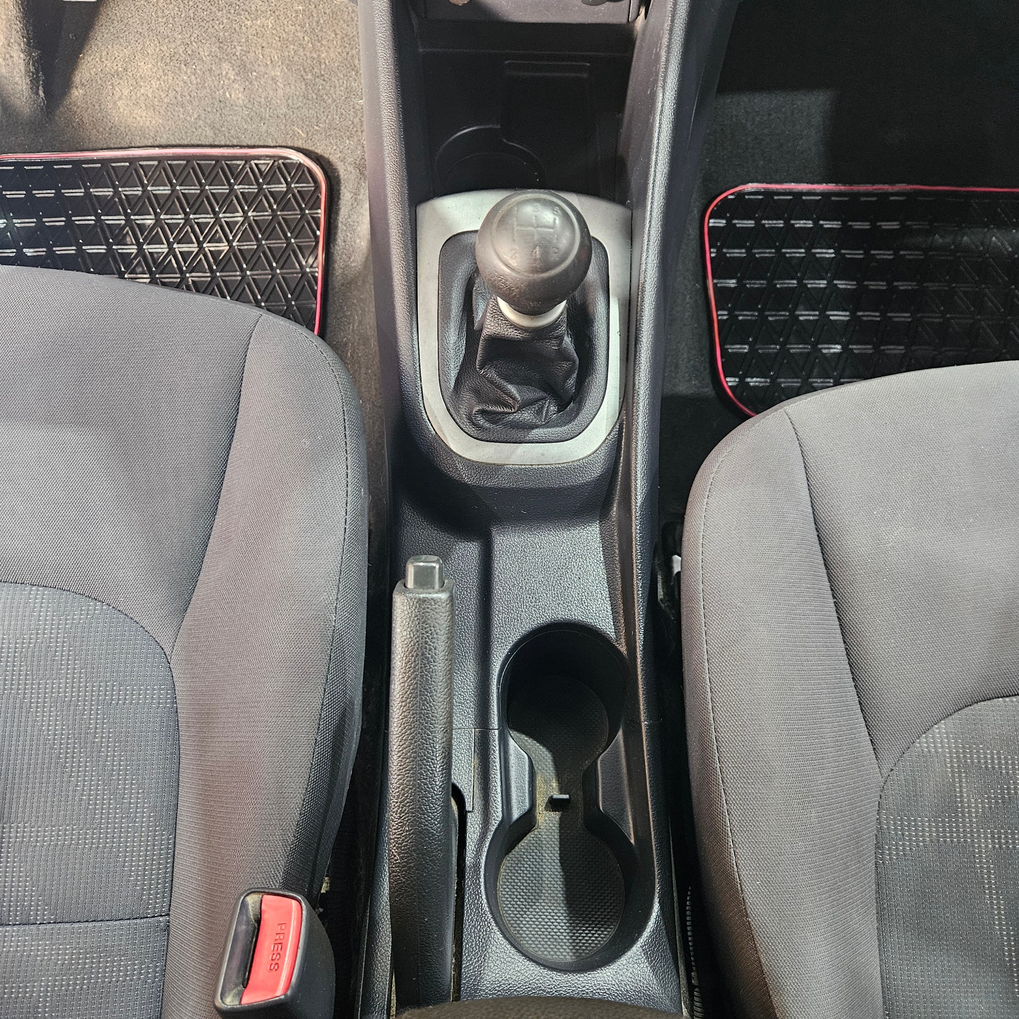 Kia Rio - 13