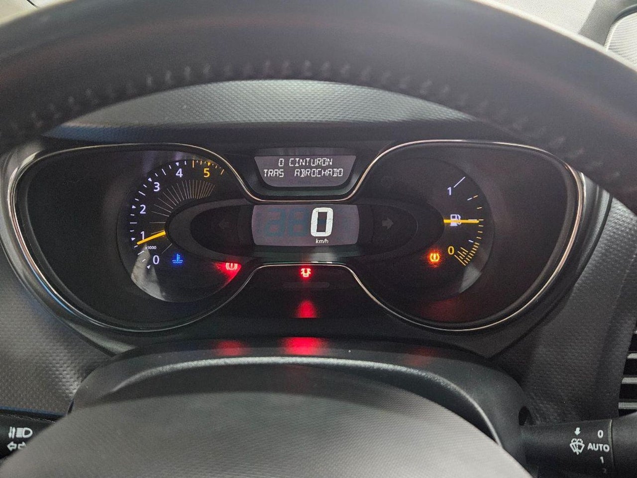 Renault Captur - 16