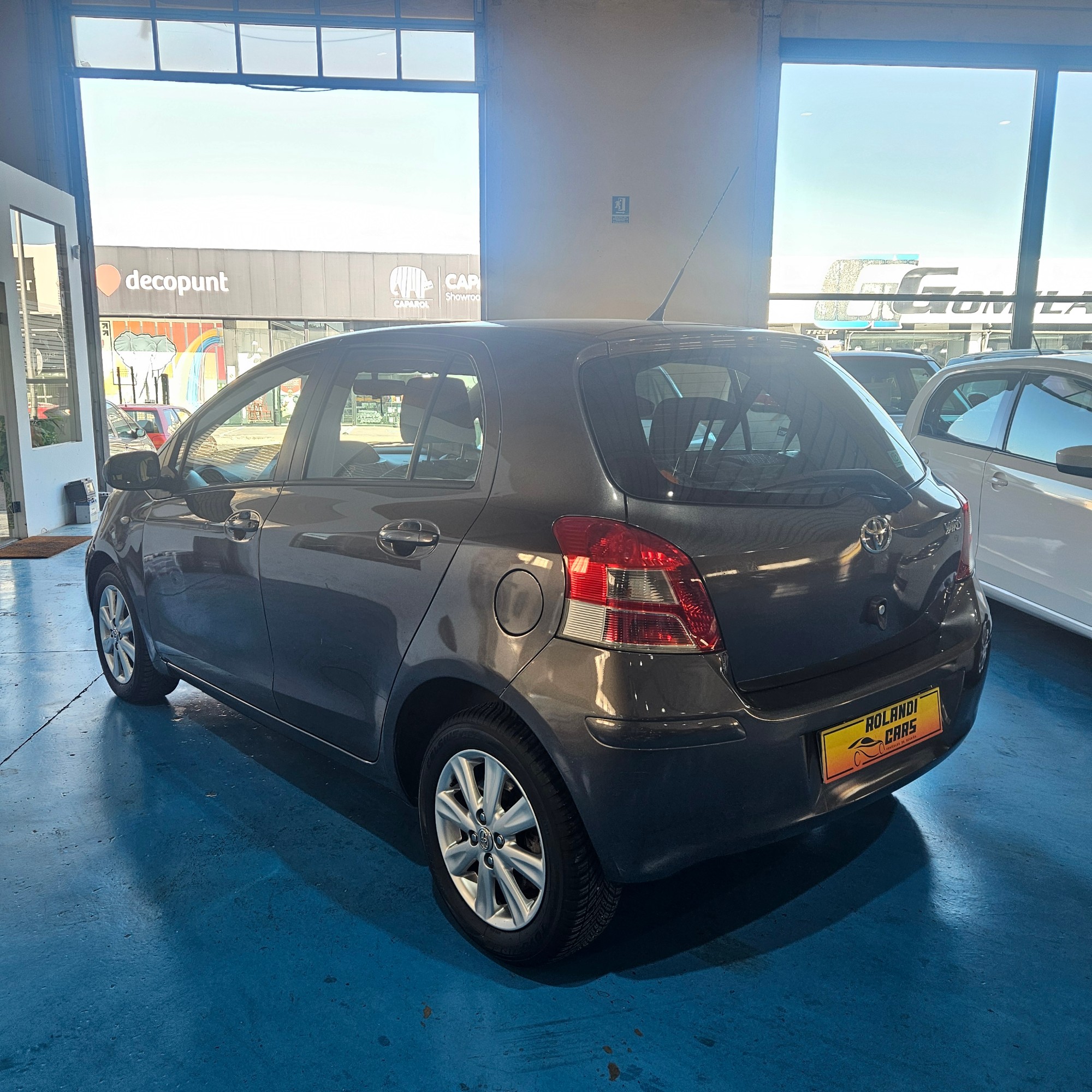 Toyota Yaris - 4