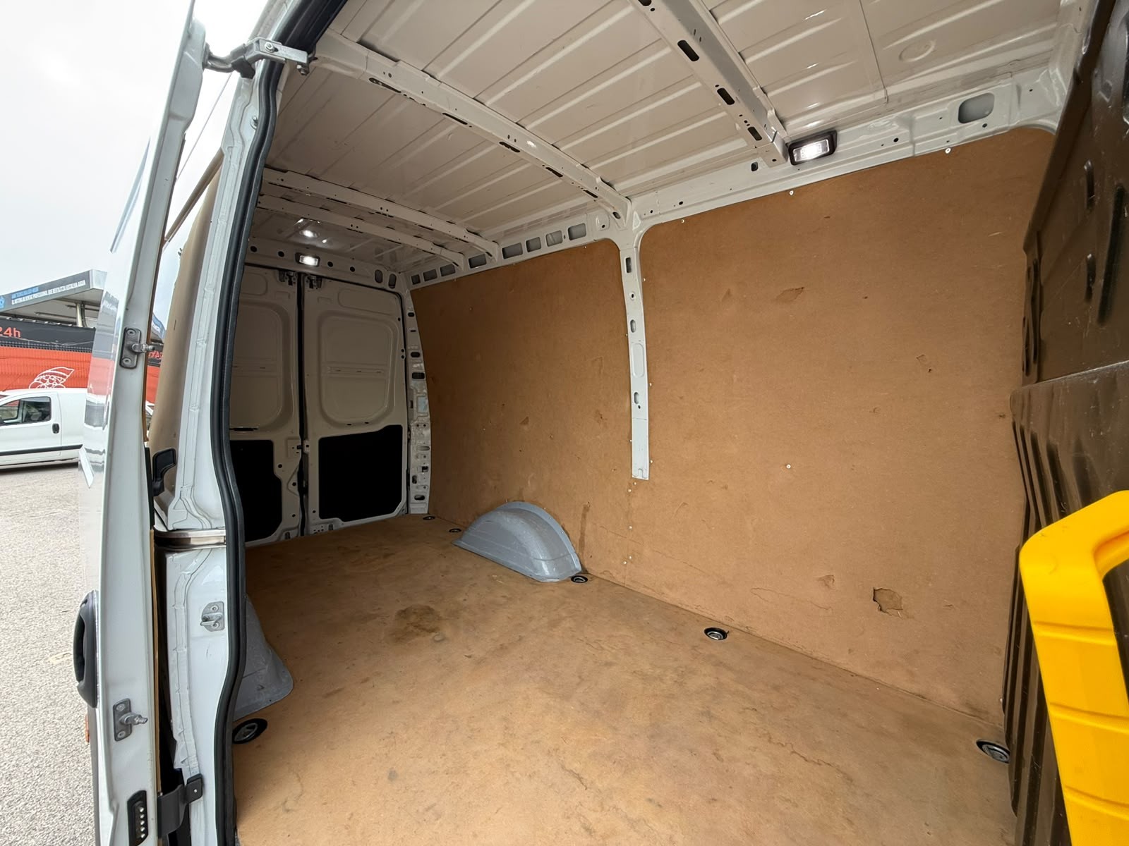 Imatge del vehicle 8