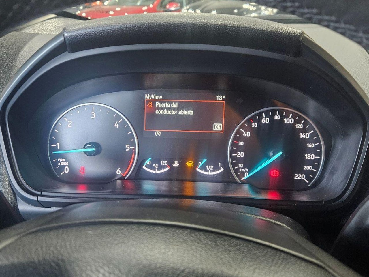 Ford EcoSport - 17