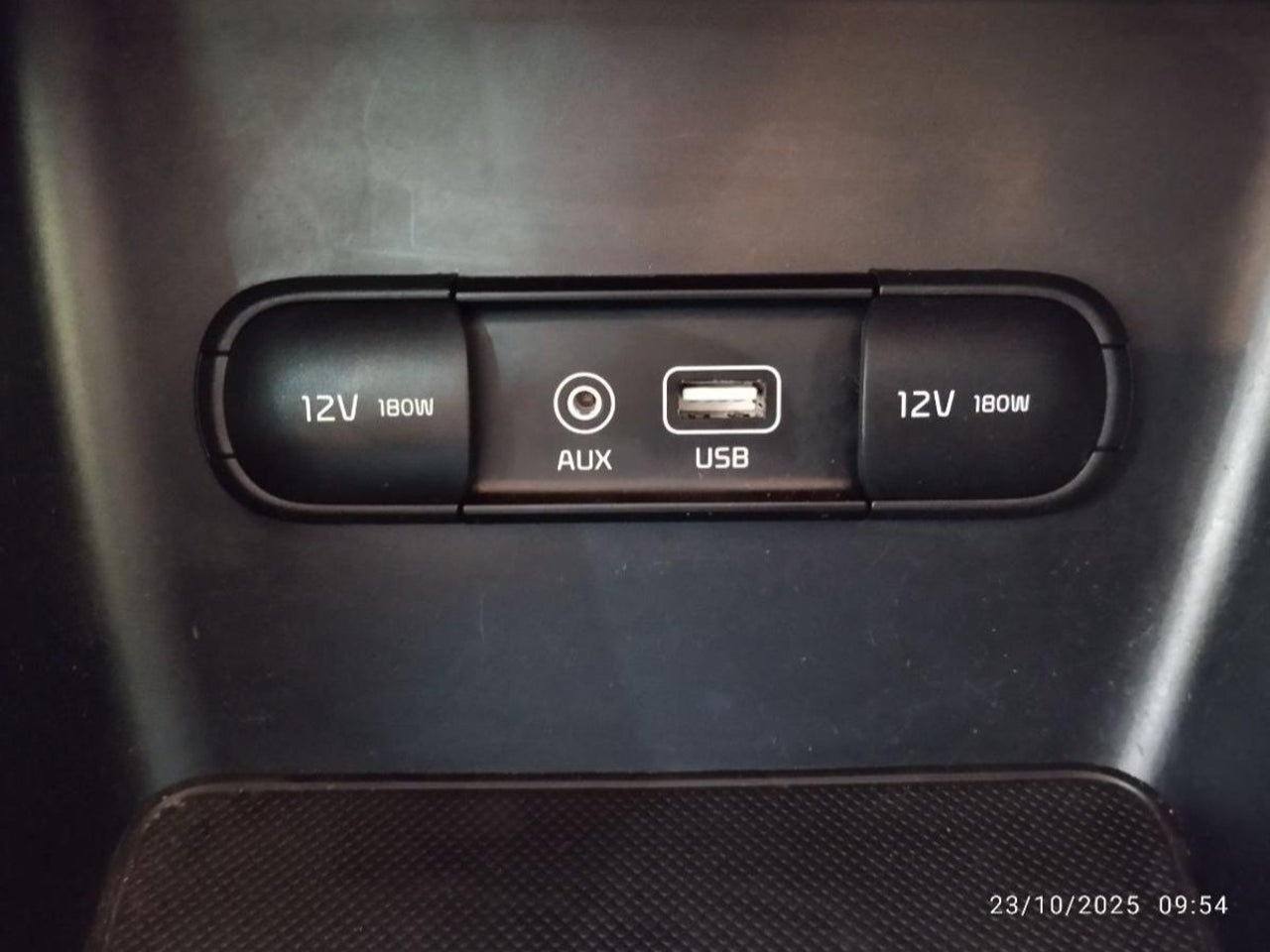 Kia Sportage - 16