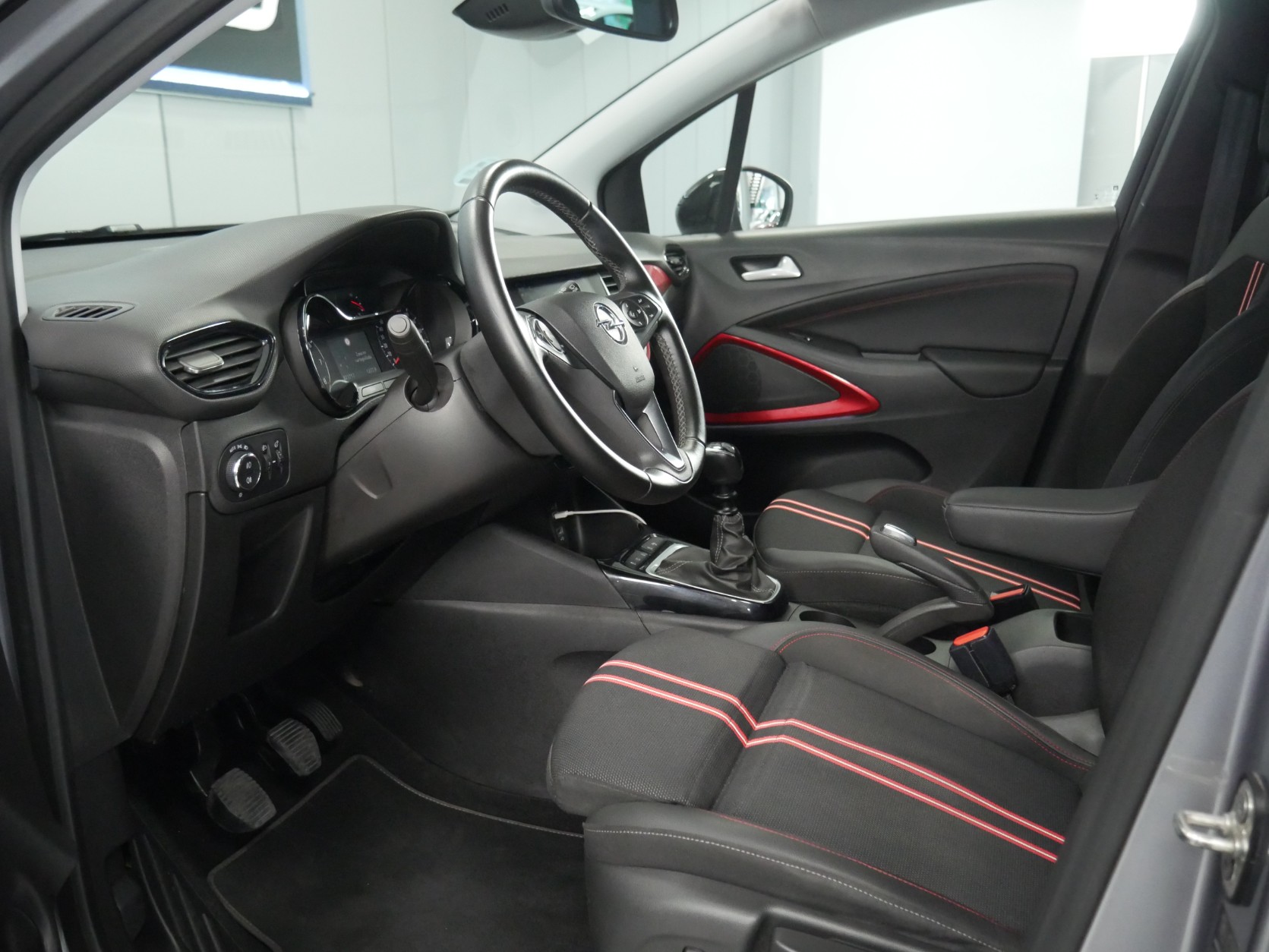 opel crossland