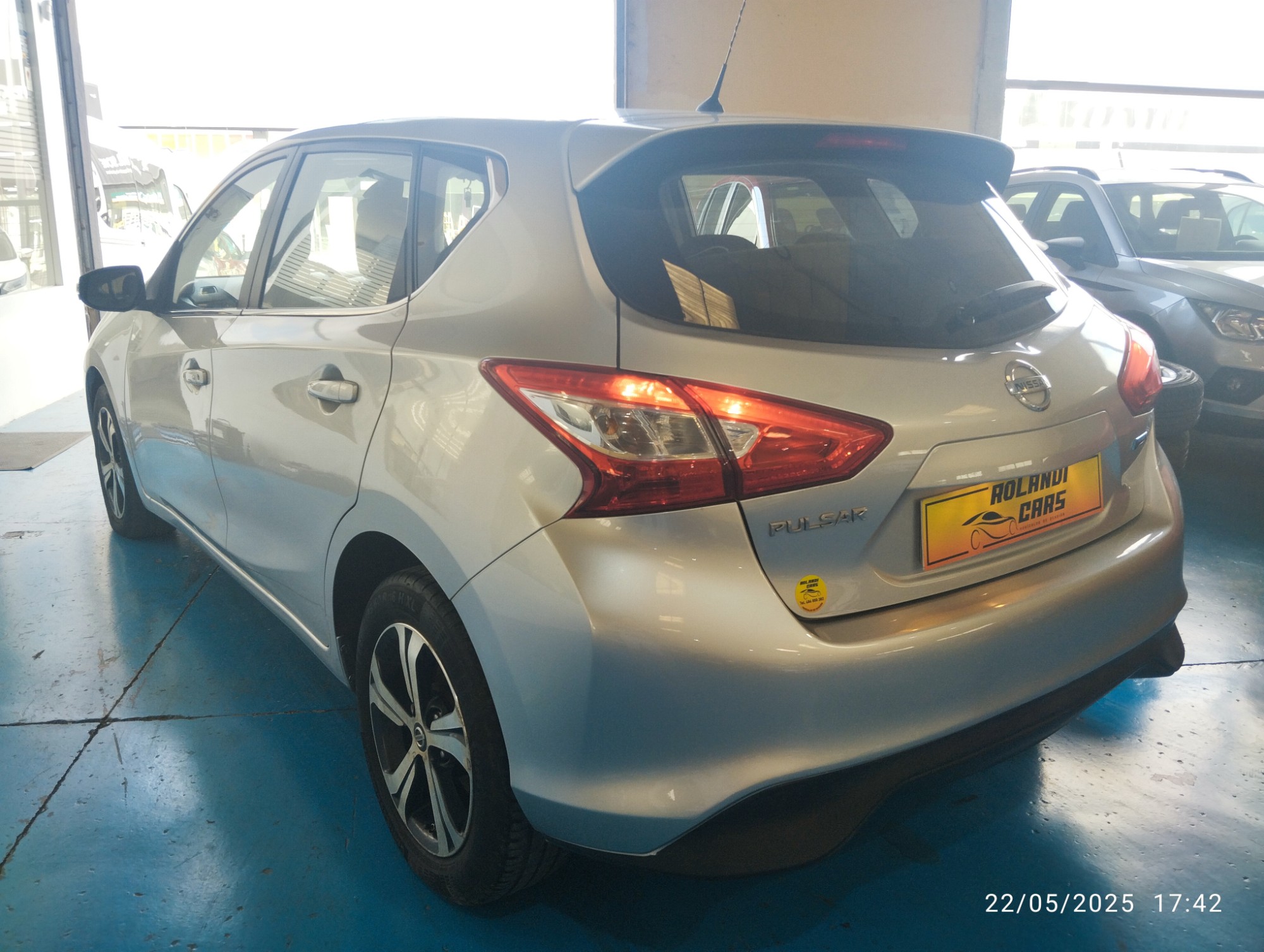 Nissan PULSAR - 5