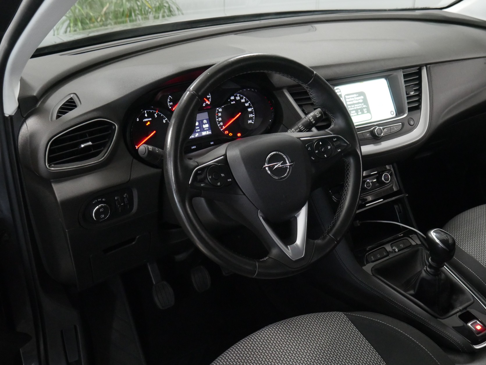 opel grandland x