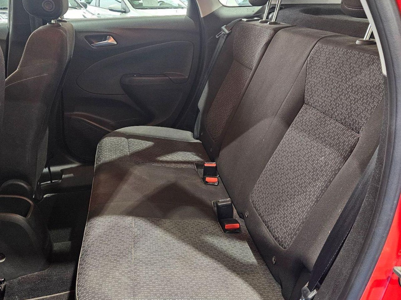 Opel Crossland X - 12