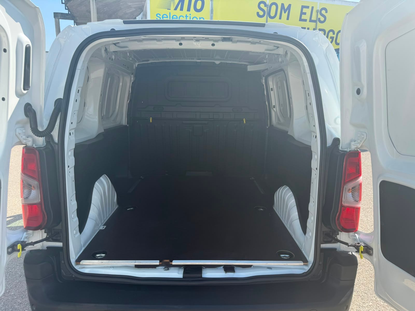 Imatge del vehicle 7