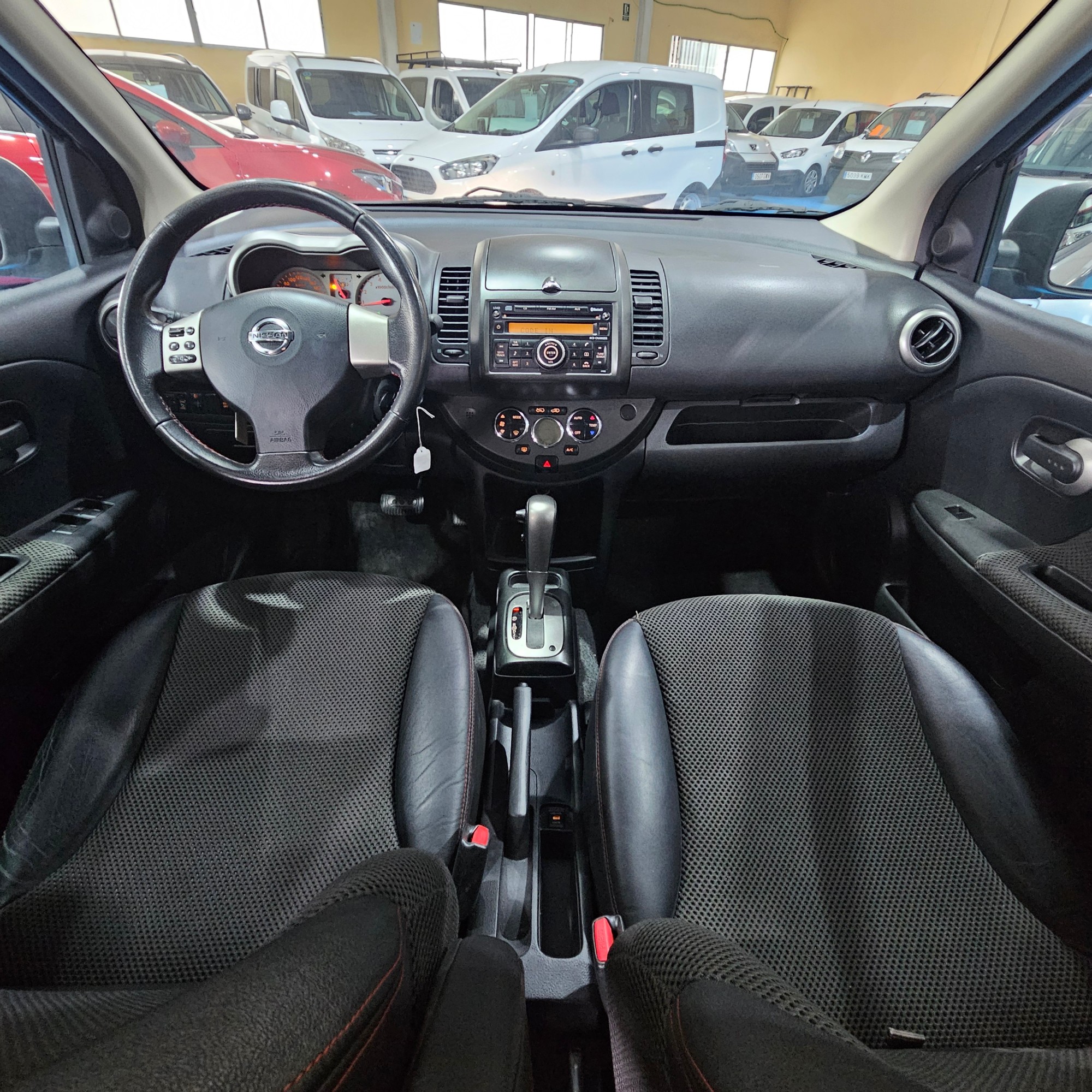 Nissan NOTE - 10