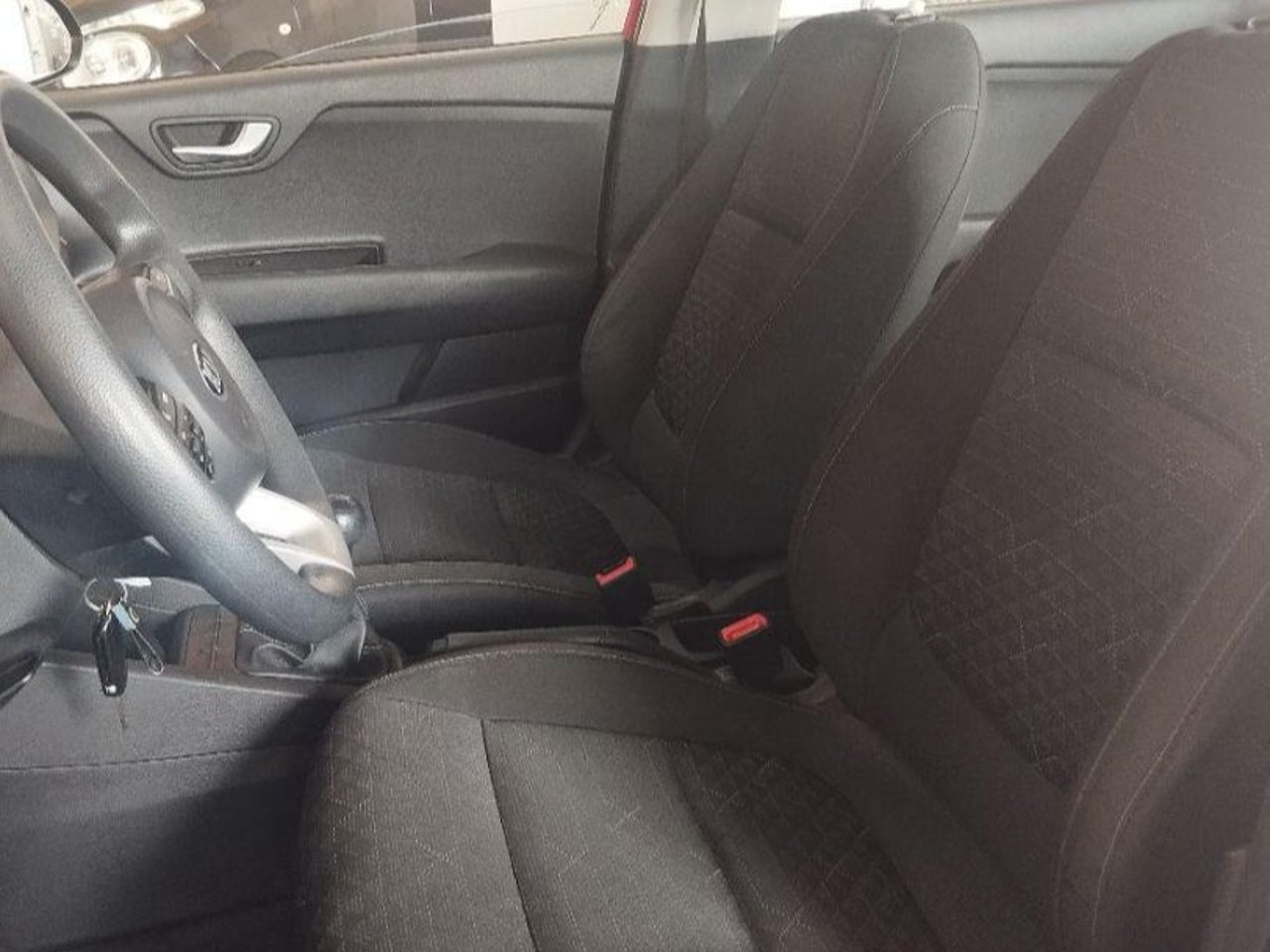Kia Rio - 10