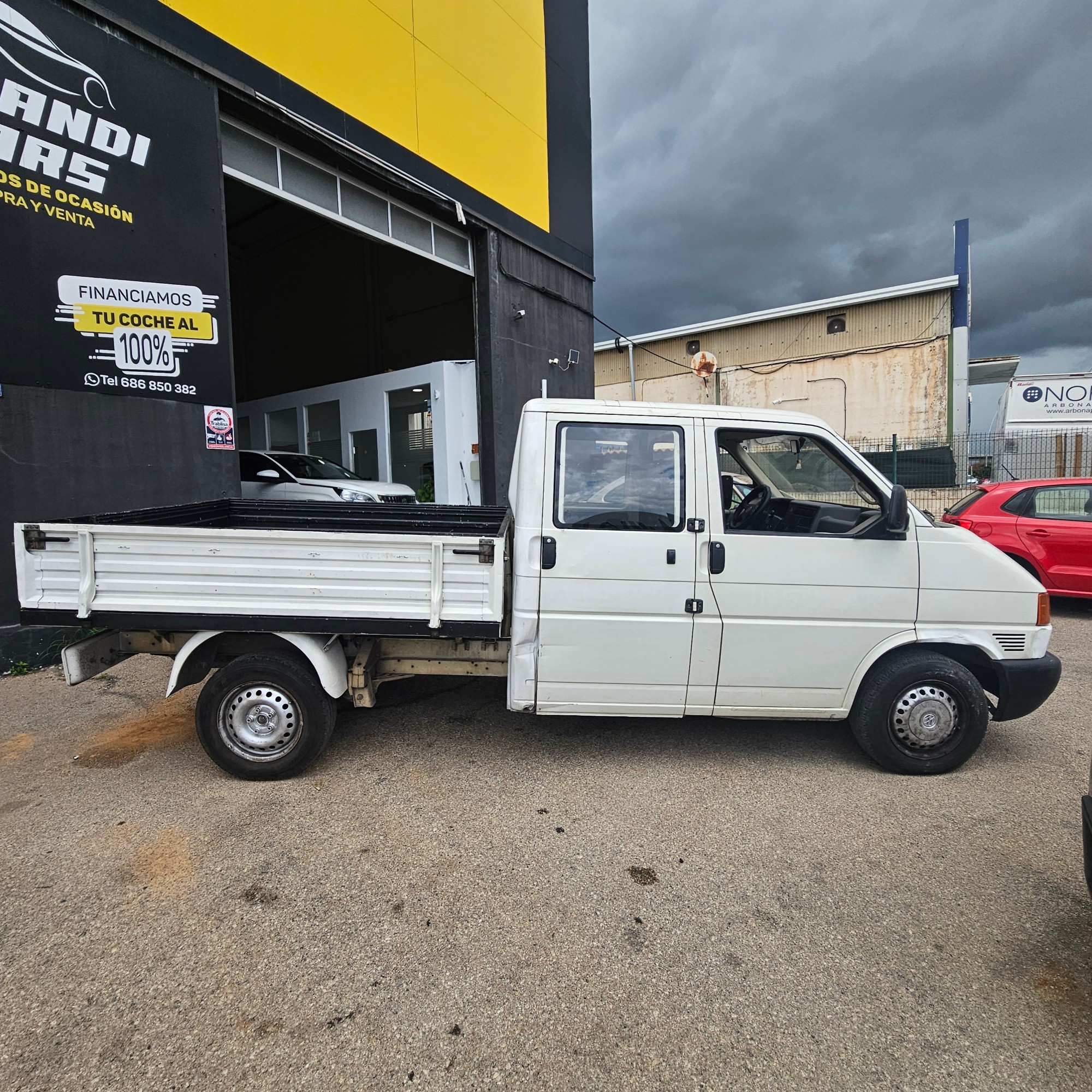 Volkswagen Transporter - 7