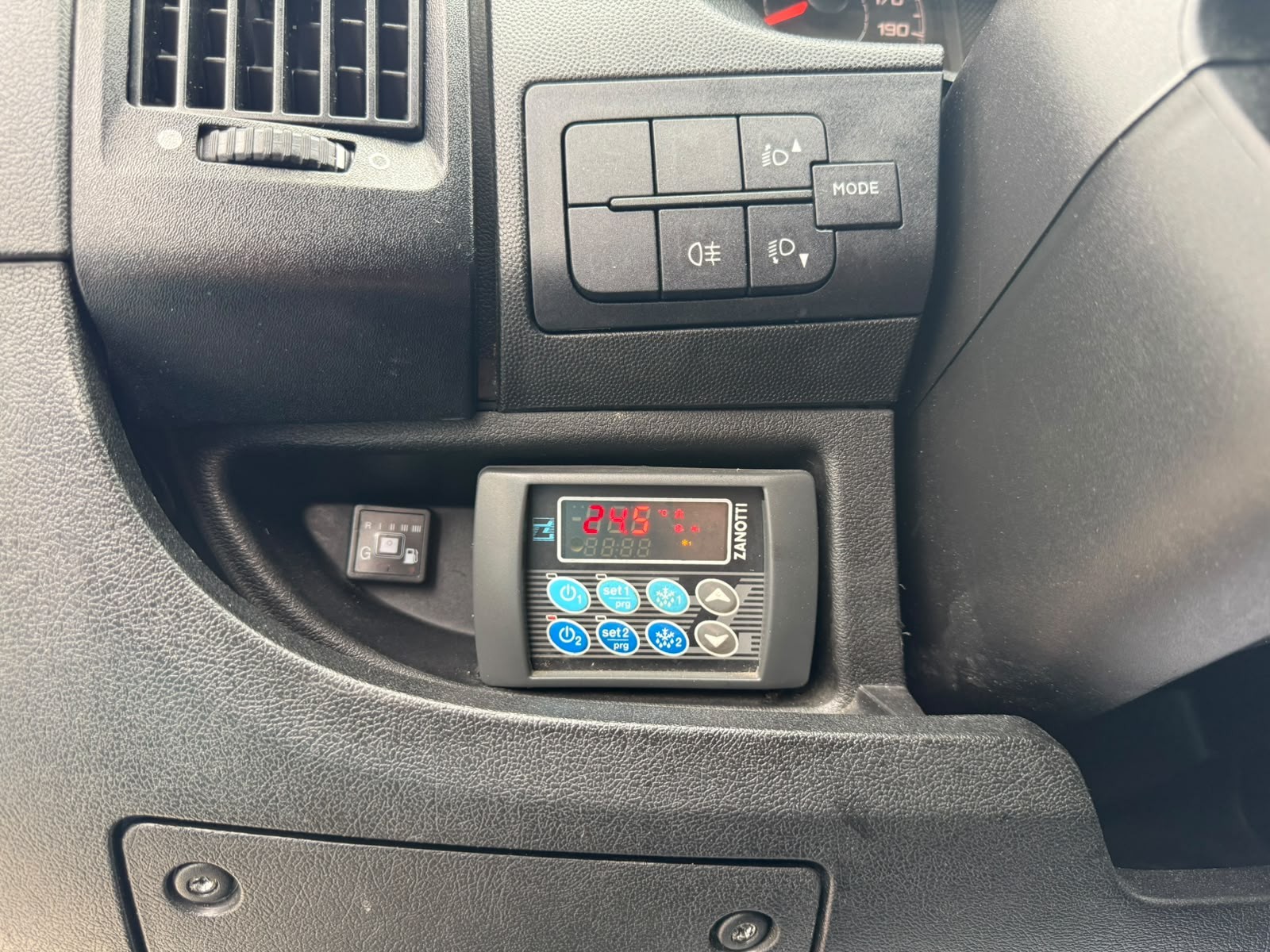 Imatge del vehicle 14