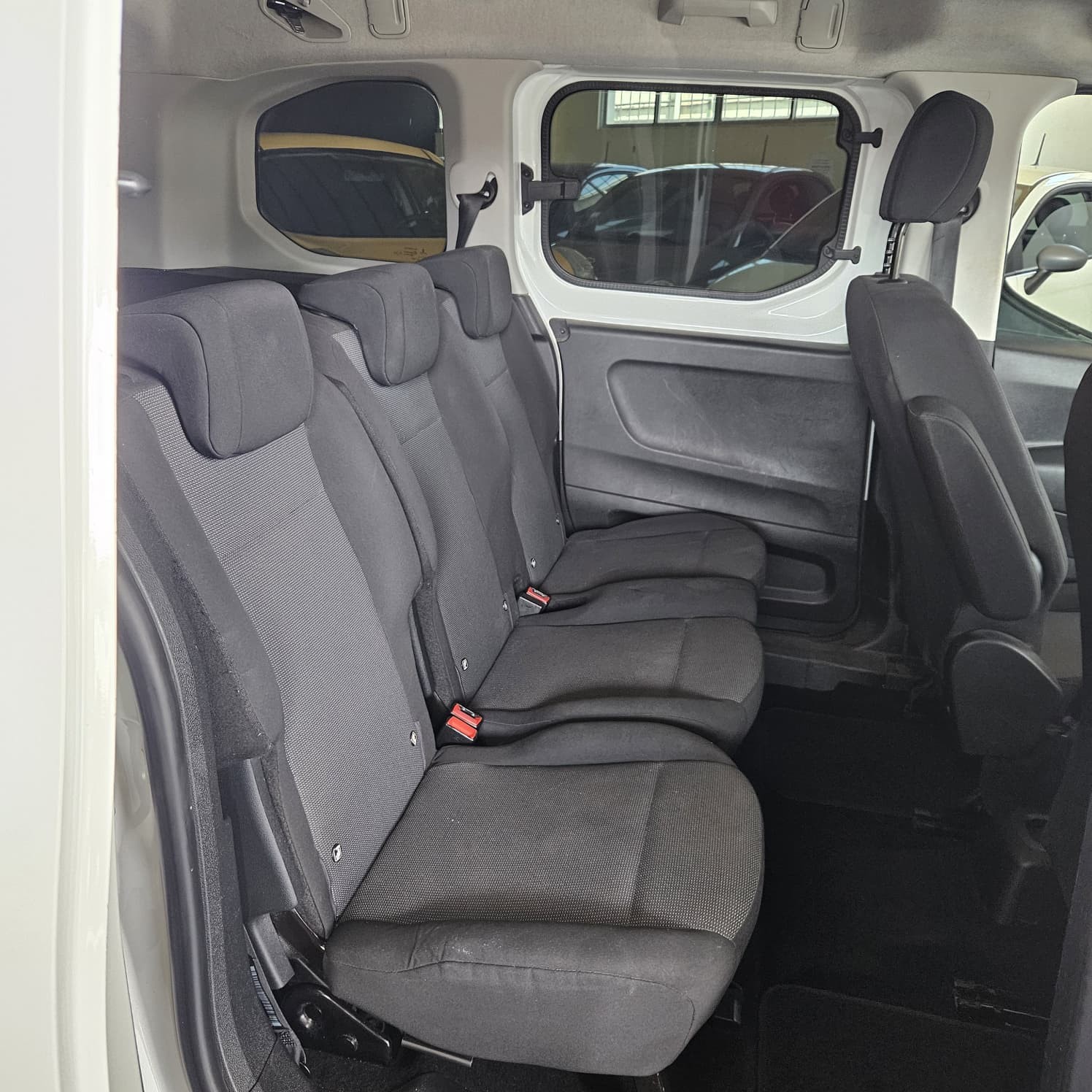 Opel Combo Life - 23
