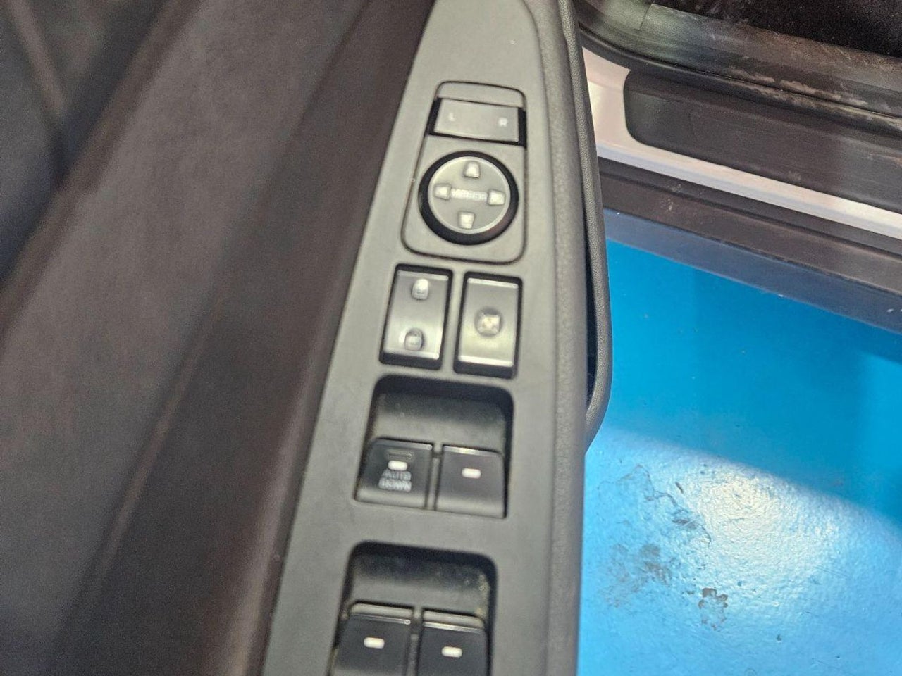 Hyundai TUCSON - 12