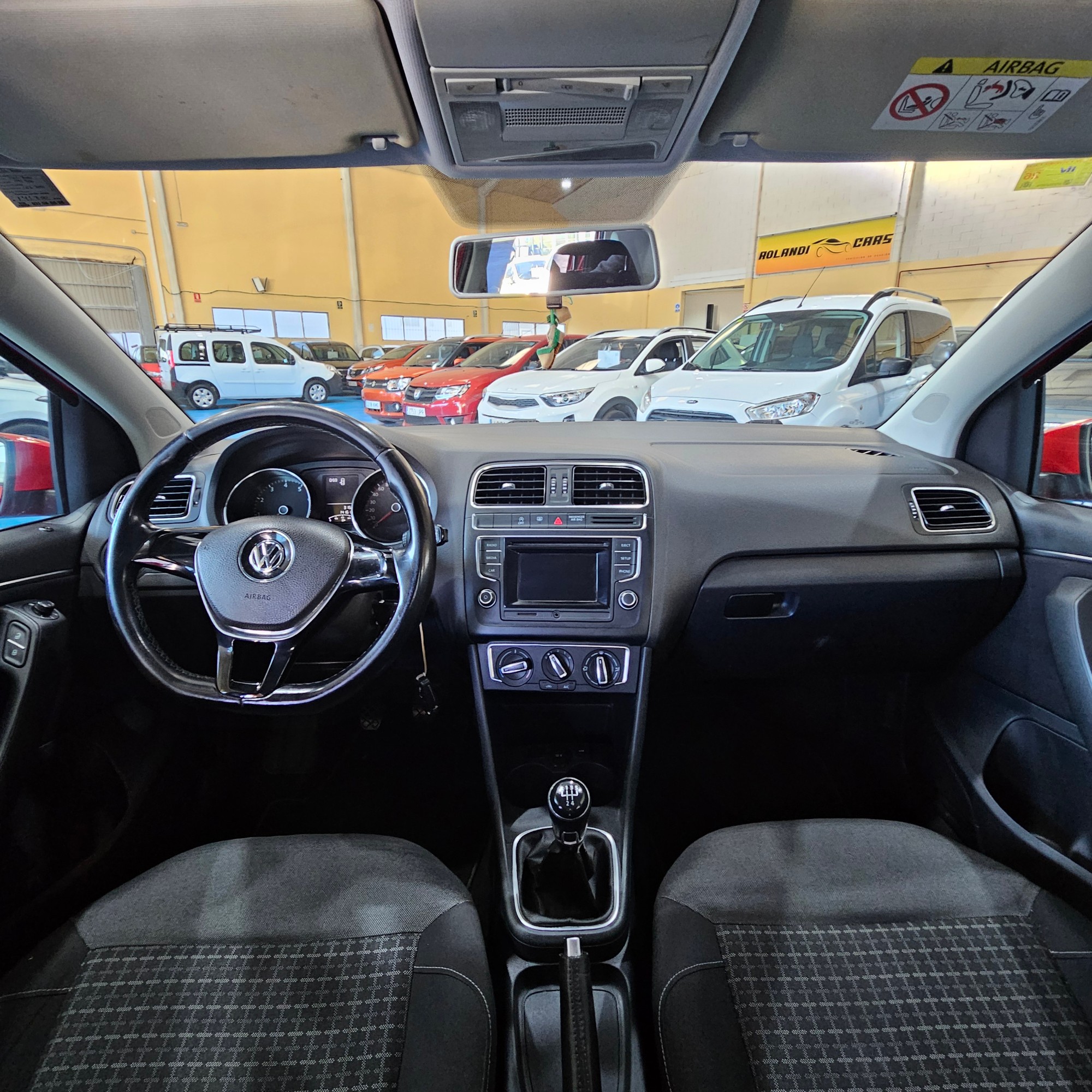 Volkswagen Polo - 13