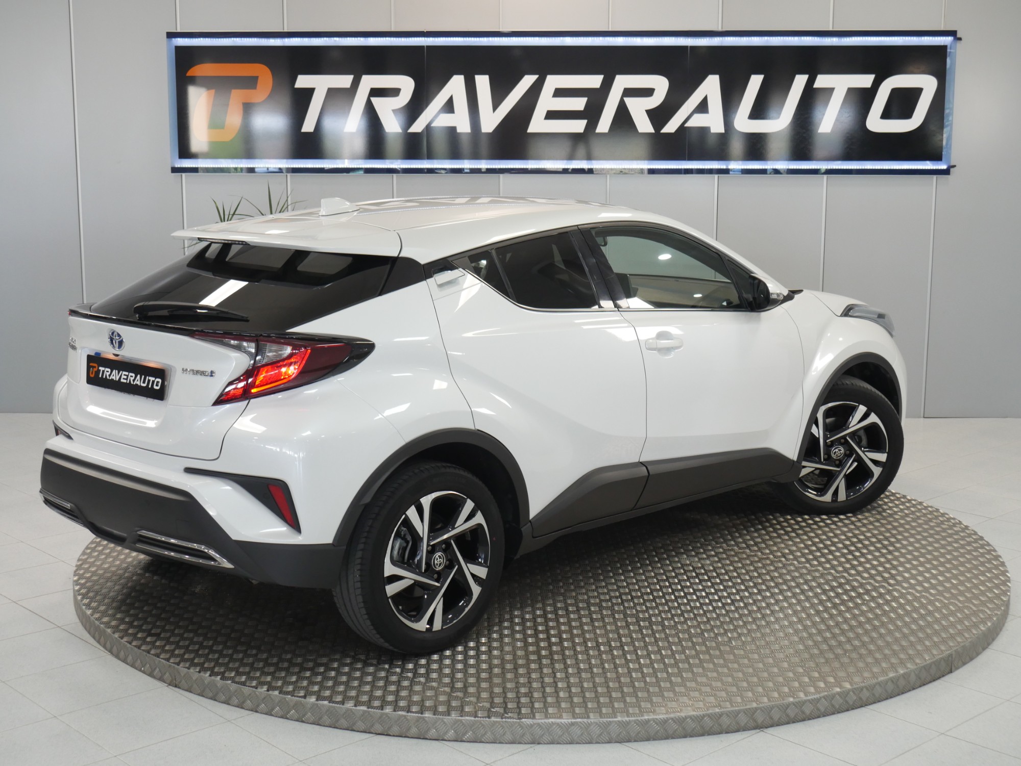 toyota chr