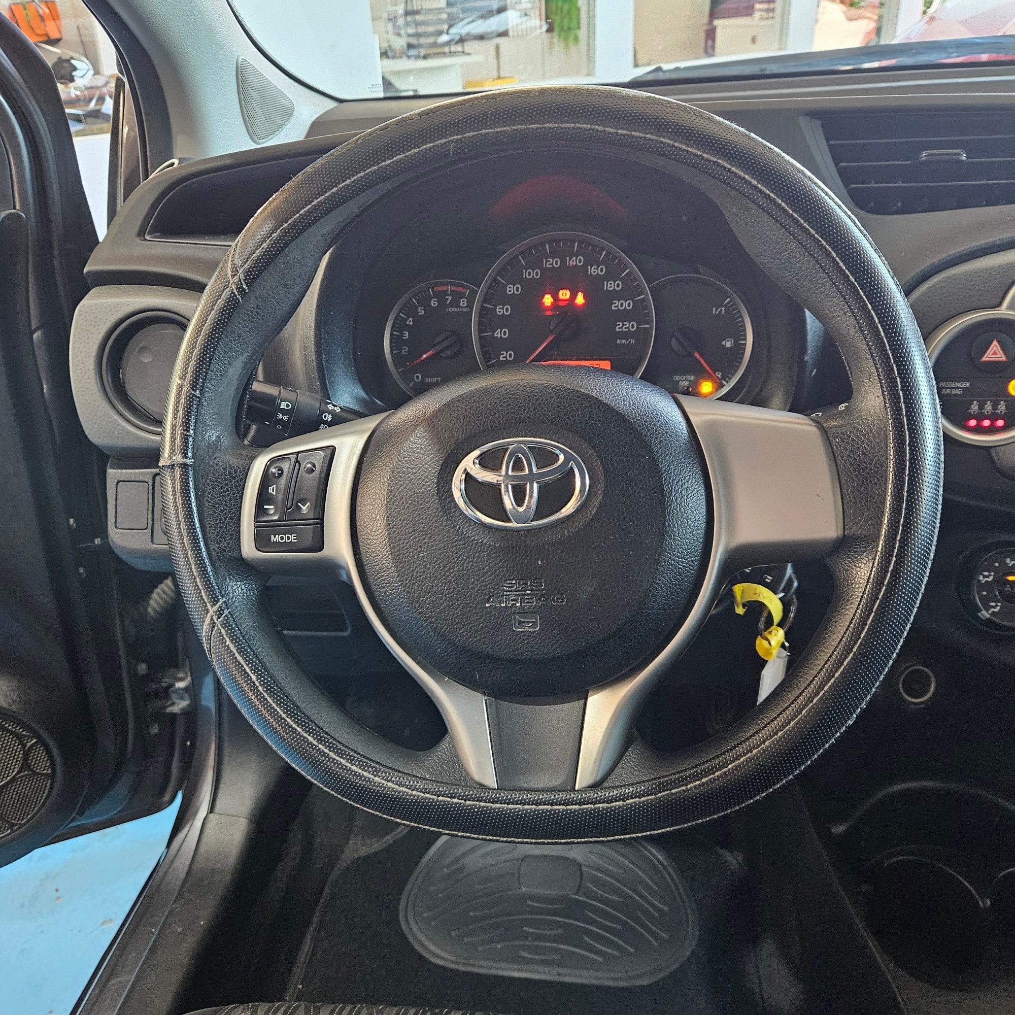 Toyota Yaris - 21