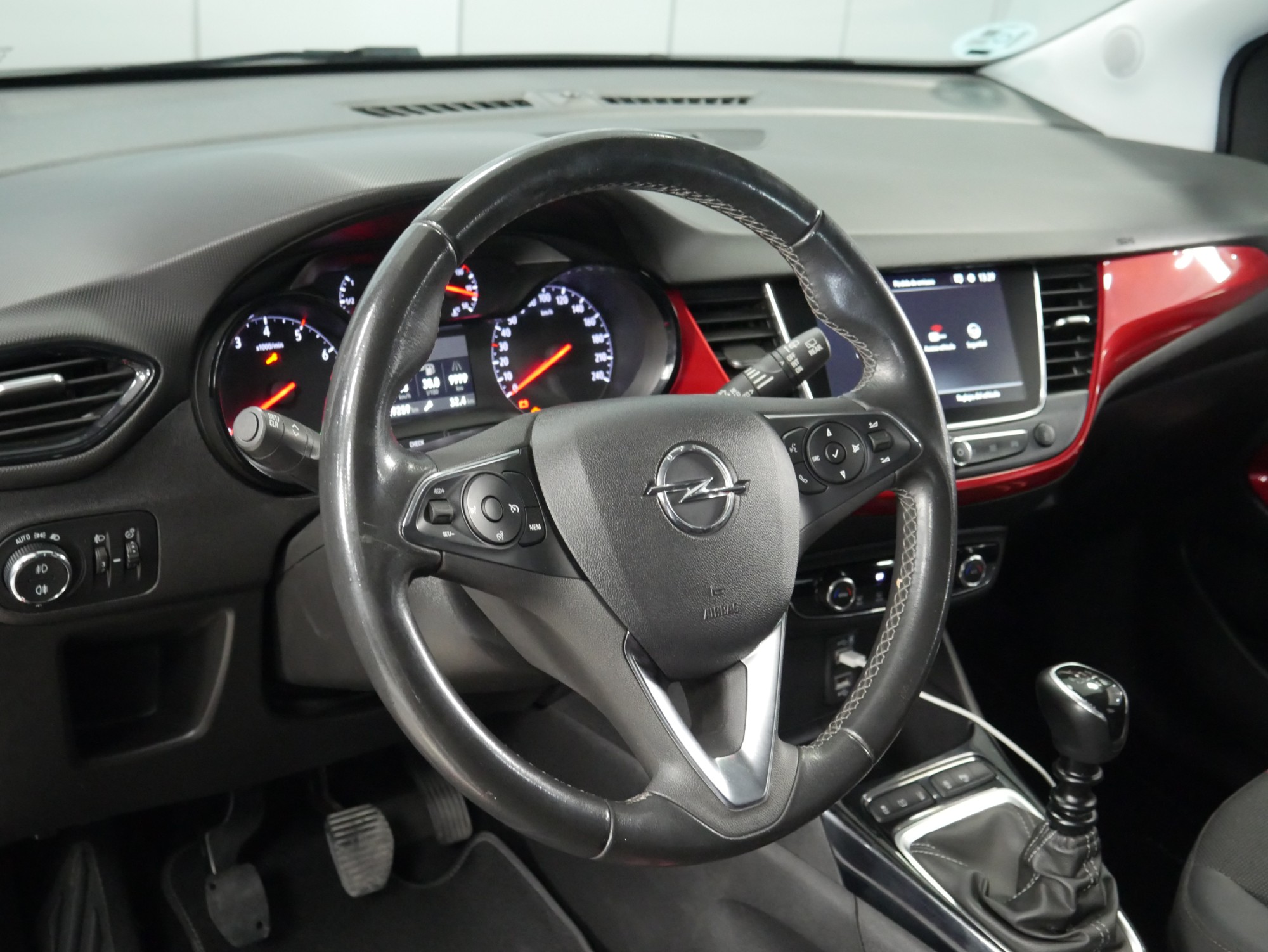 opel crossland