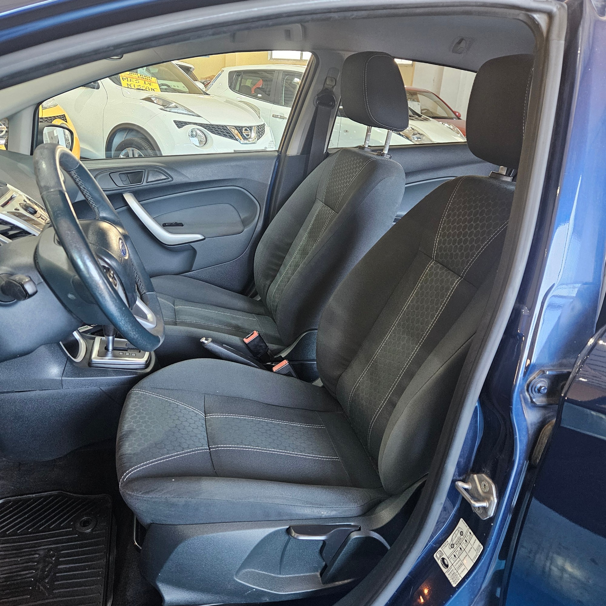 Ford Fiesta - 12