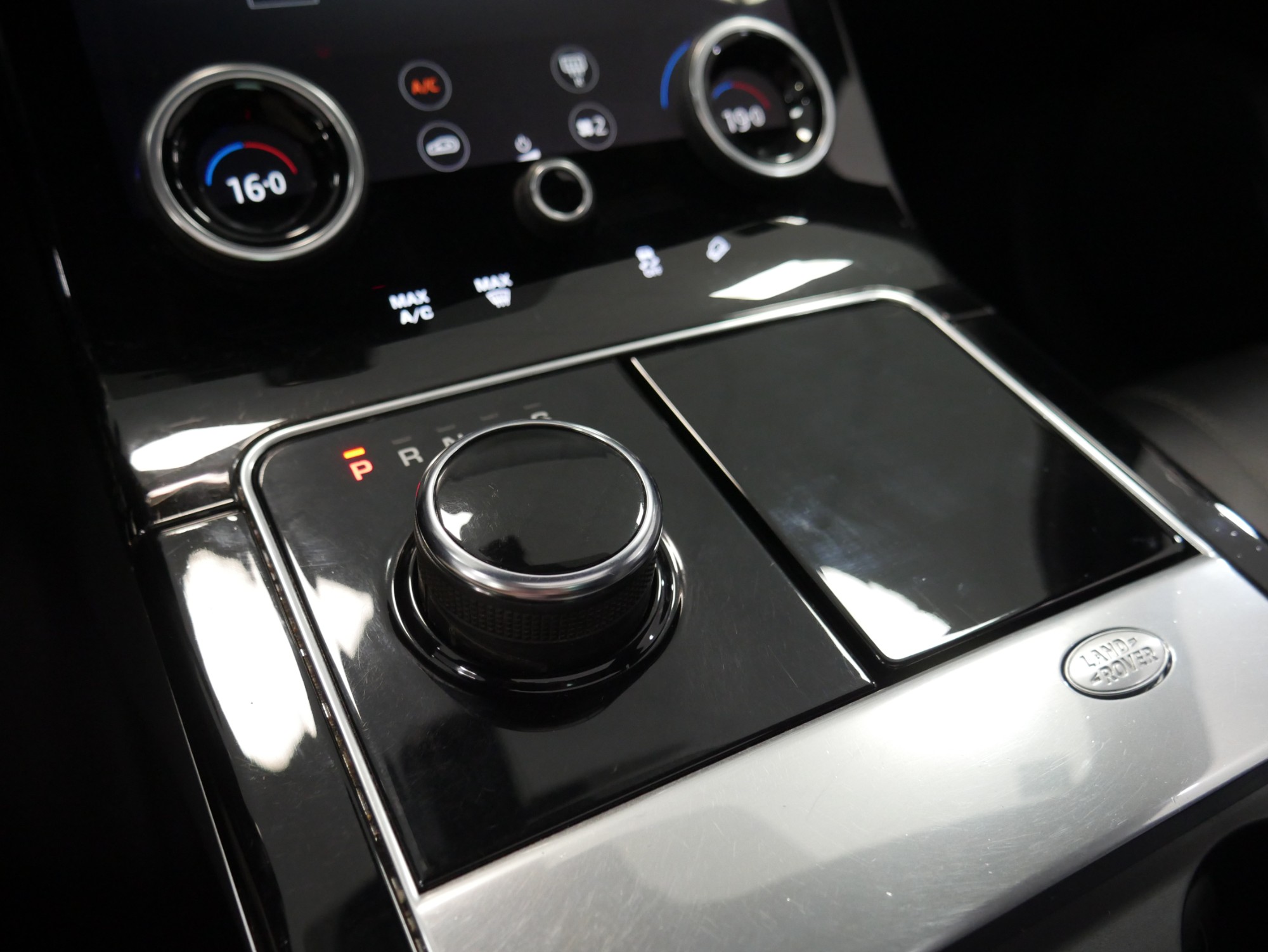 LANDROVER RANGE ROVER VELAR