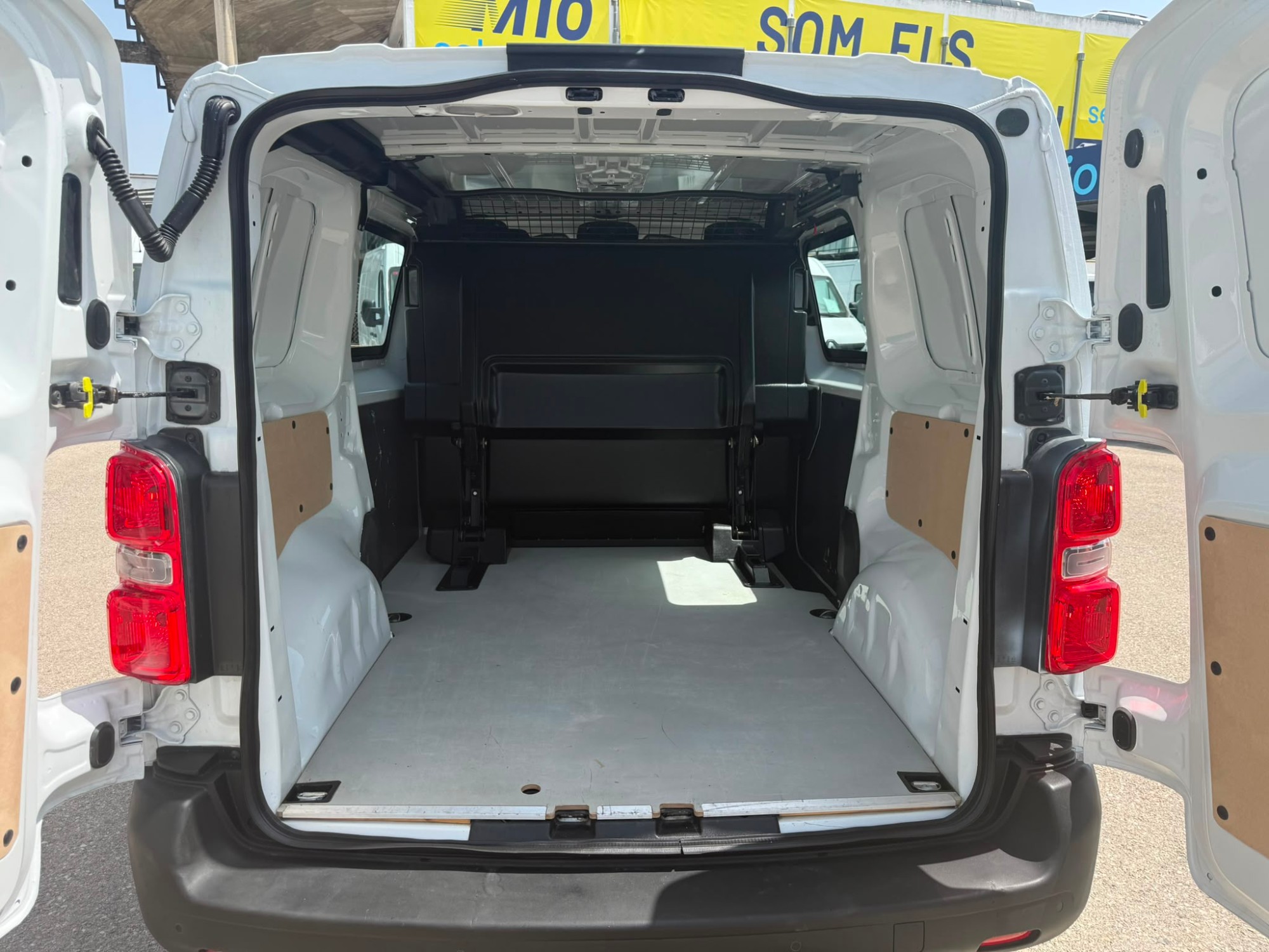 Imatge del vehicle 7