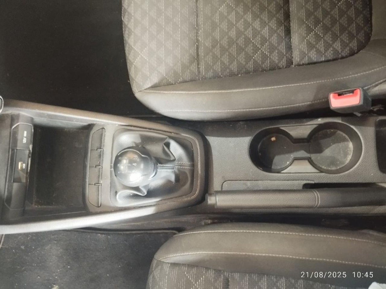 Kia Rio - 15