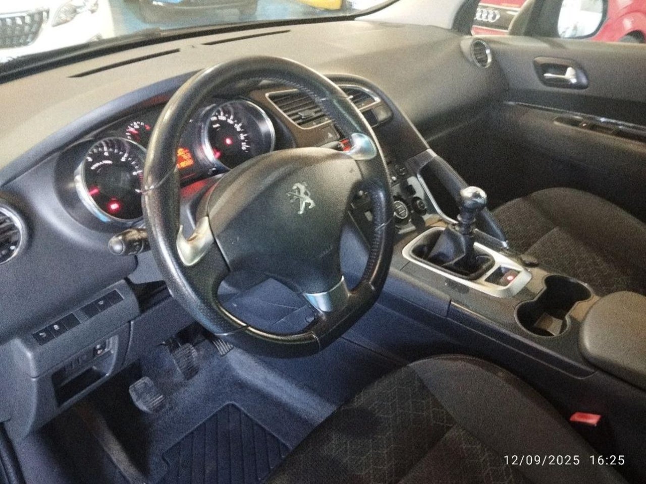 Peugeot 3008 - 15