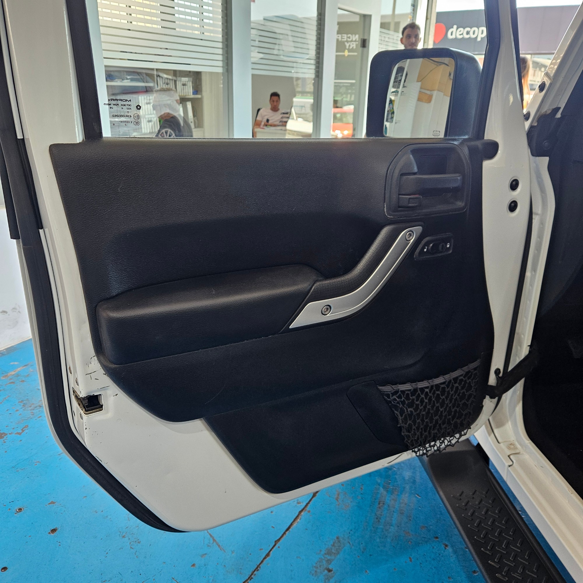 Jeep Wrangler - 14