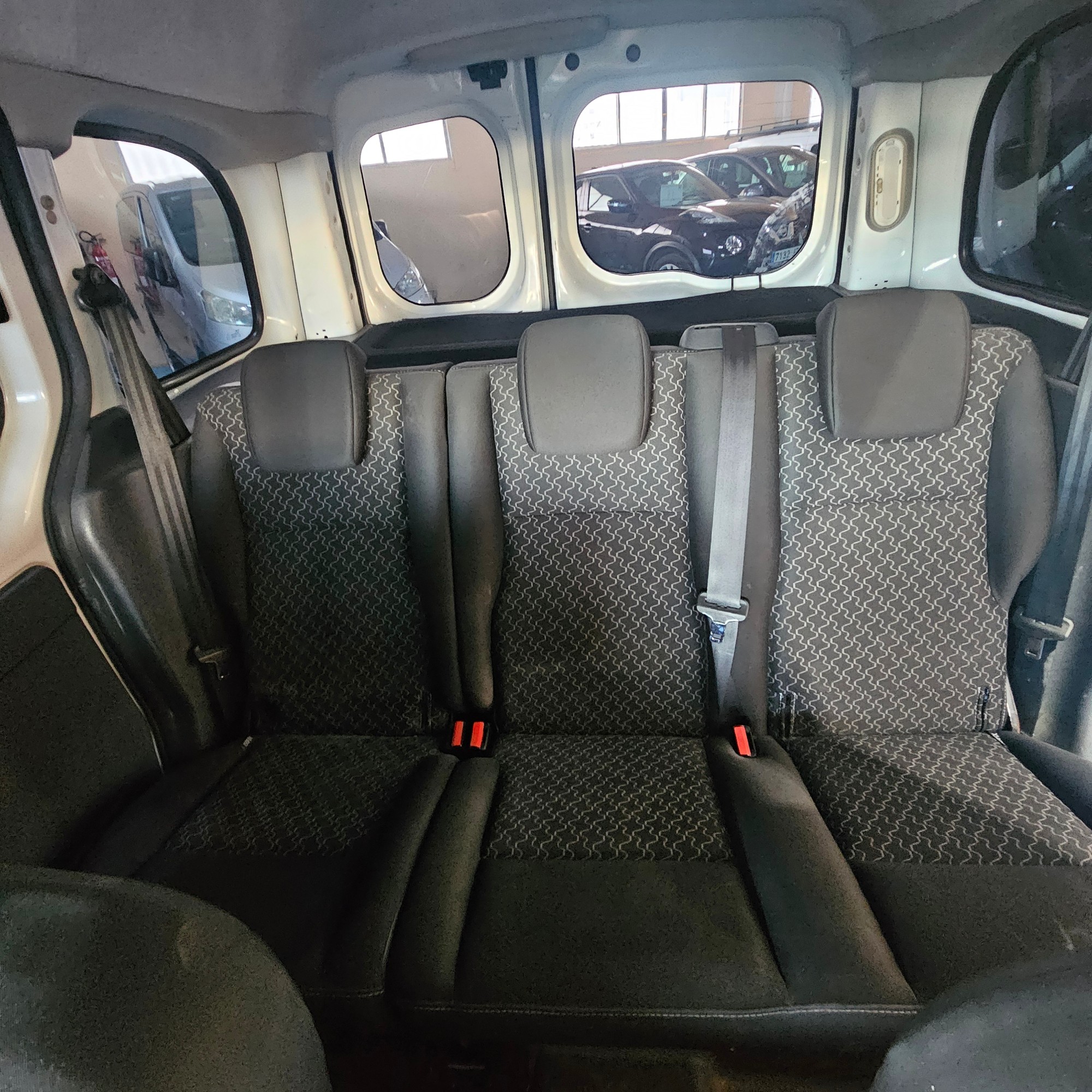Renault Kangoo Combi - 11