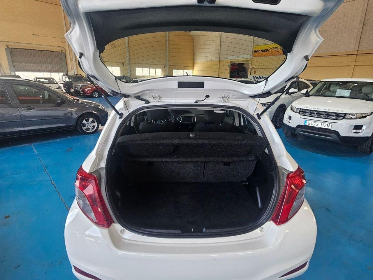 Toyota Yaris - 18