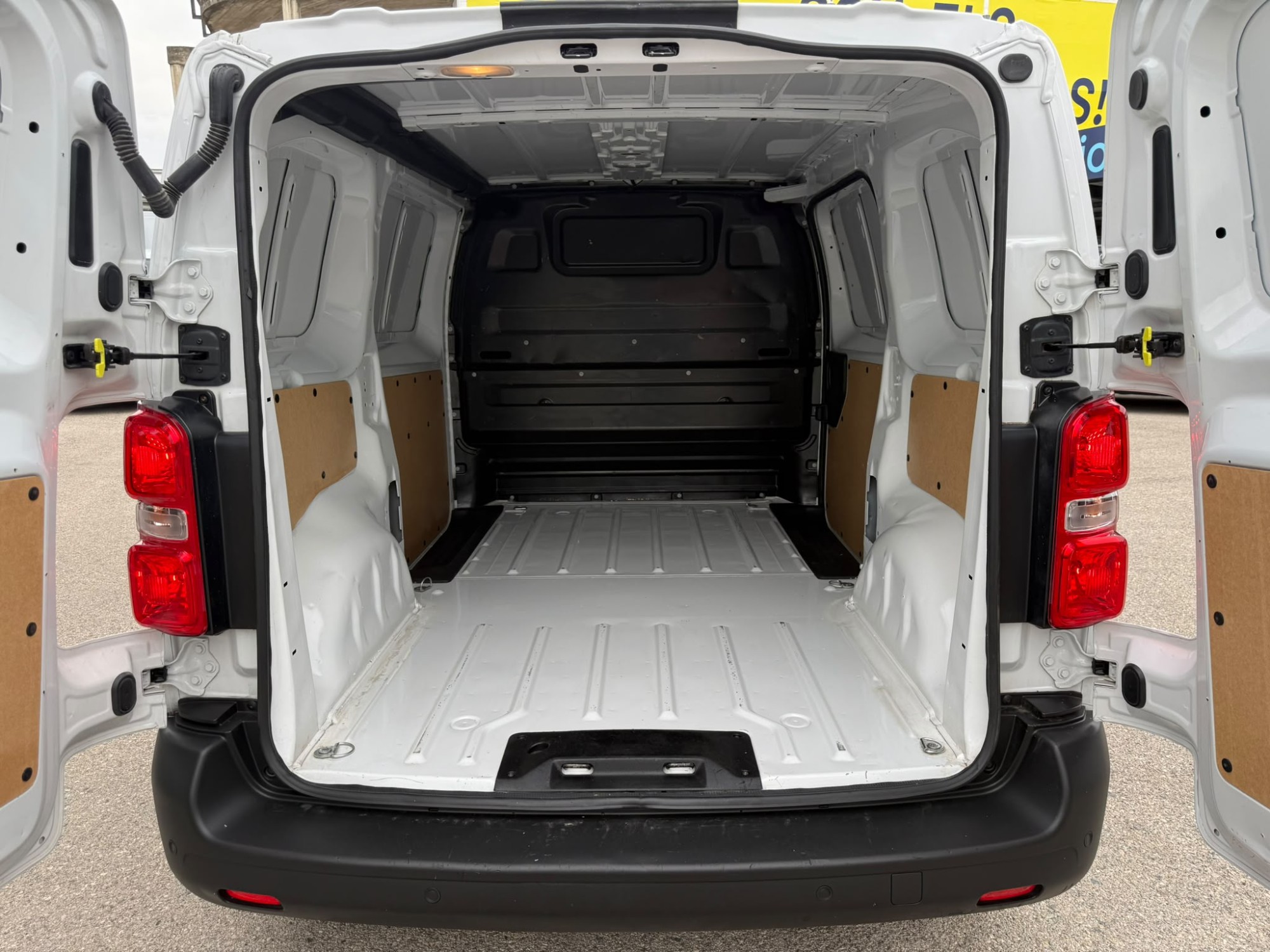 Imatge del vehicle 7